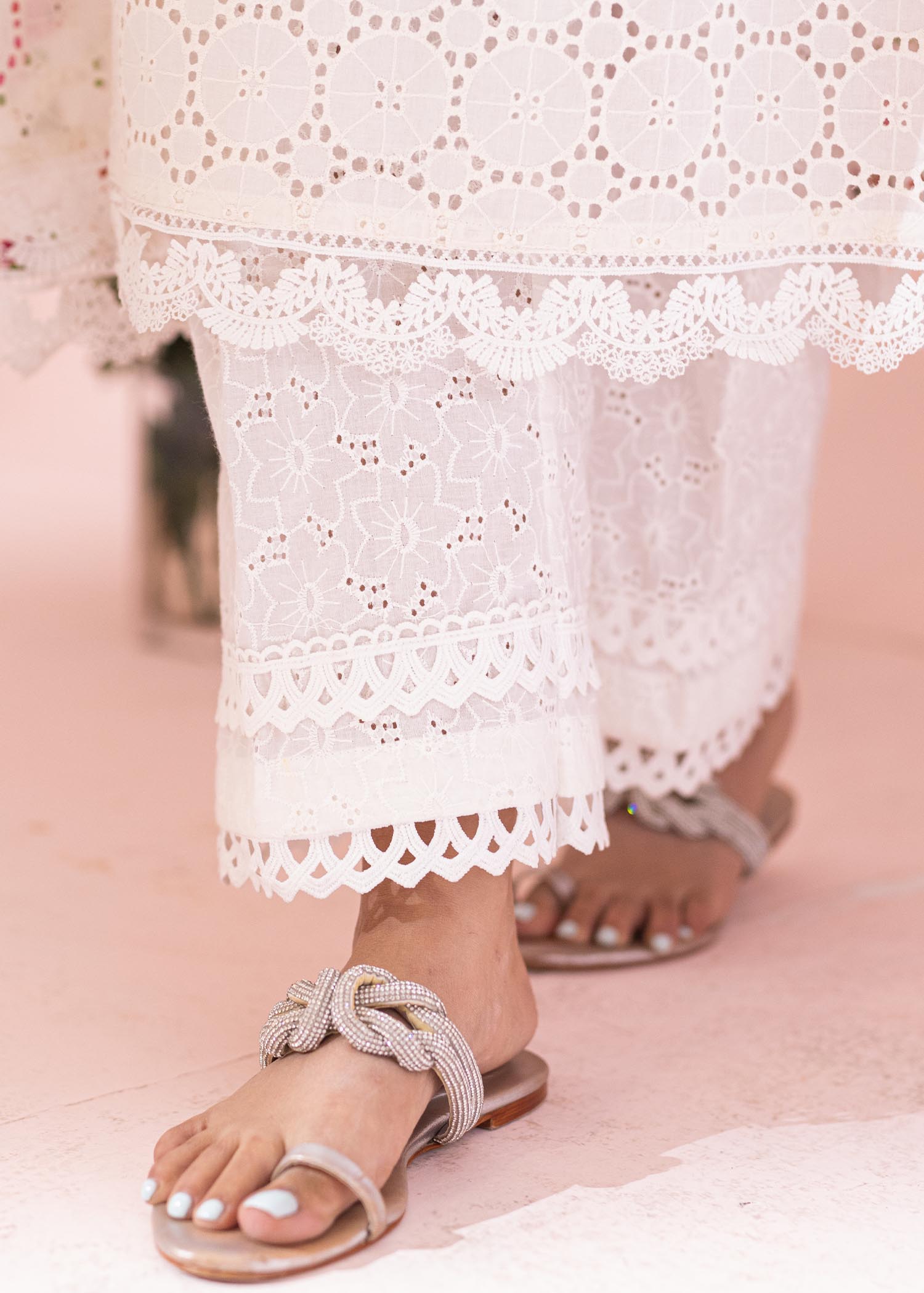 Rj’s Pret CHAVERON SHIFFLI PLAZO PANTS Women 1pcs