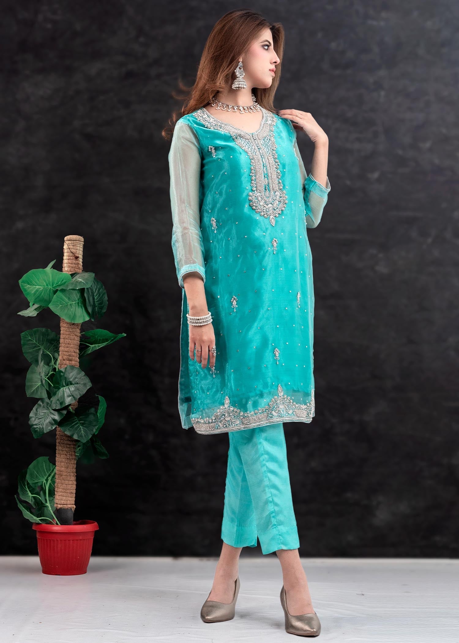 A&J Norah Women 2pcs