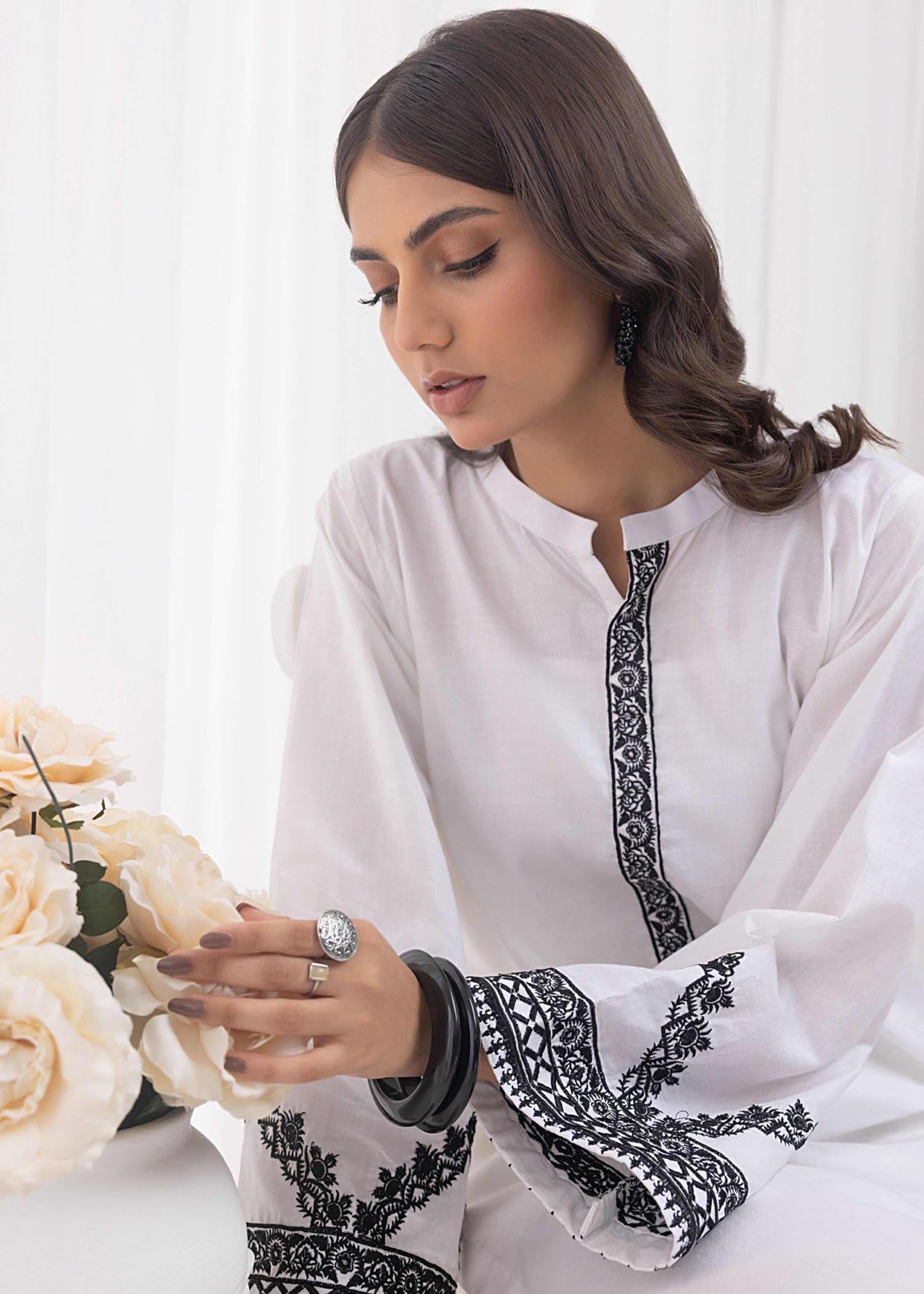 Meeraki LUMINOUS ALLURE Women 2pcs