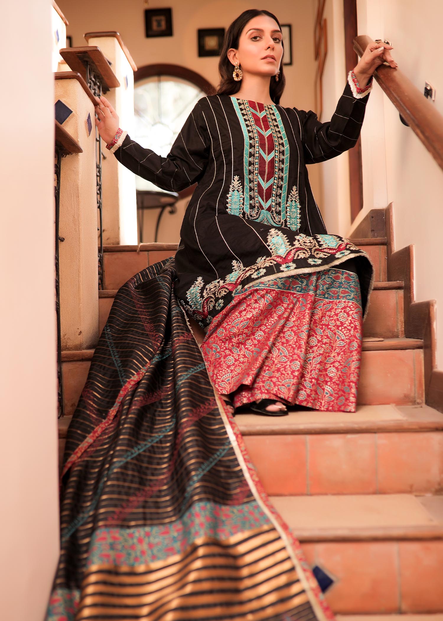 Yusra Ansari Luna yed 06 Women 3pcs