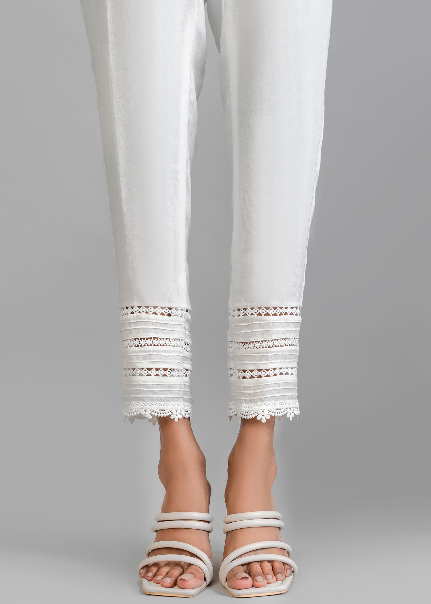 Nuqsh Pearl With Laces & Pleats Women 2pcs