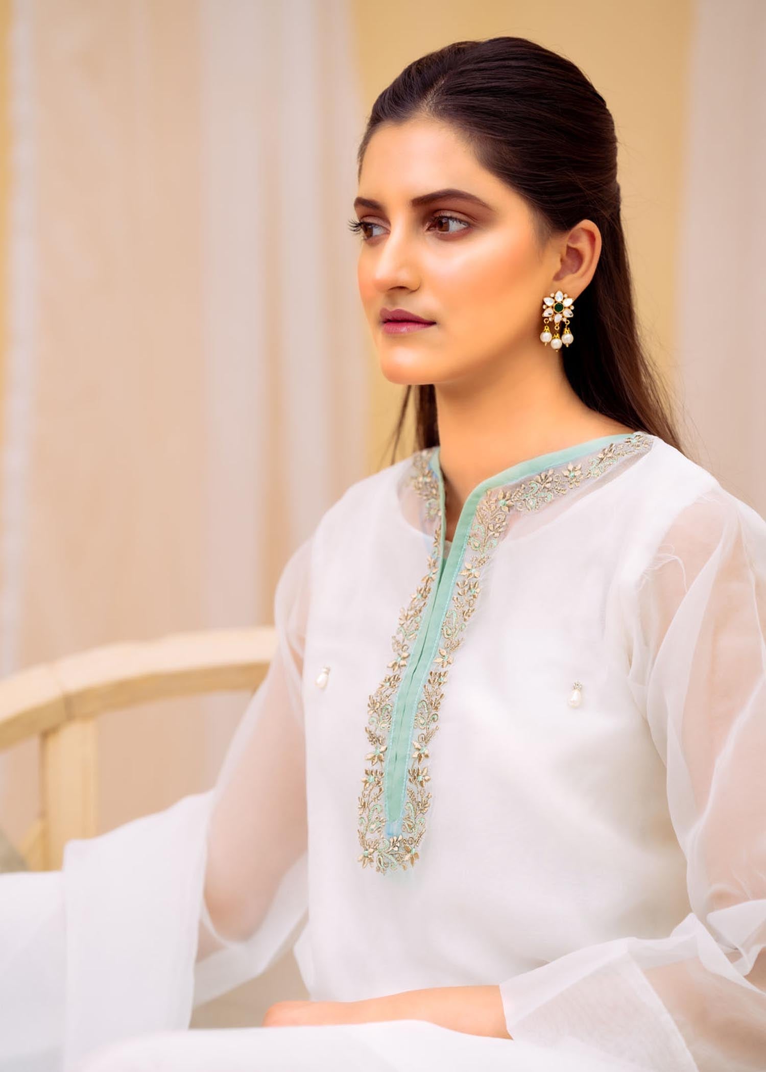 Pirzada Shaheryar Khan WHITE LOTUS Women 4pcs