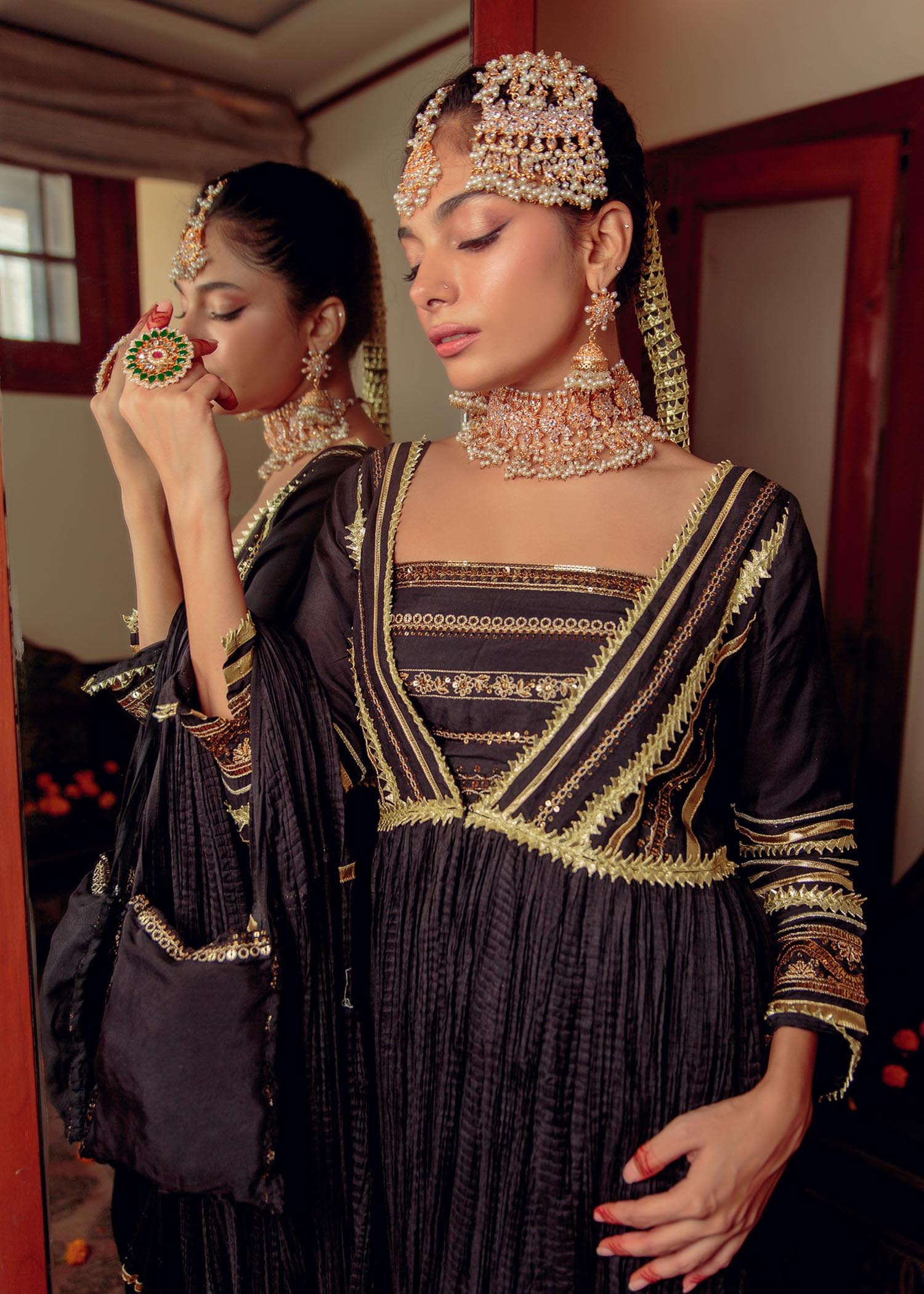 Anum Jung EMB 325 Women 4pcs