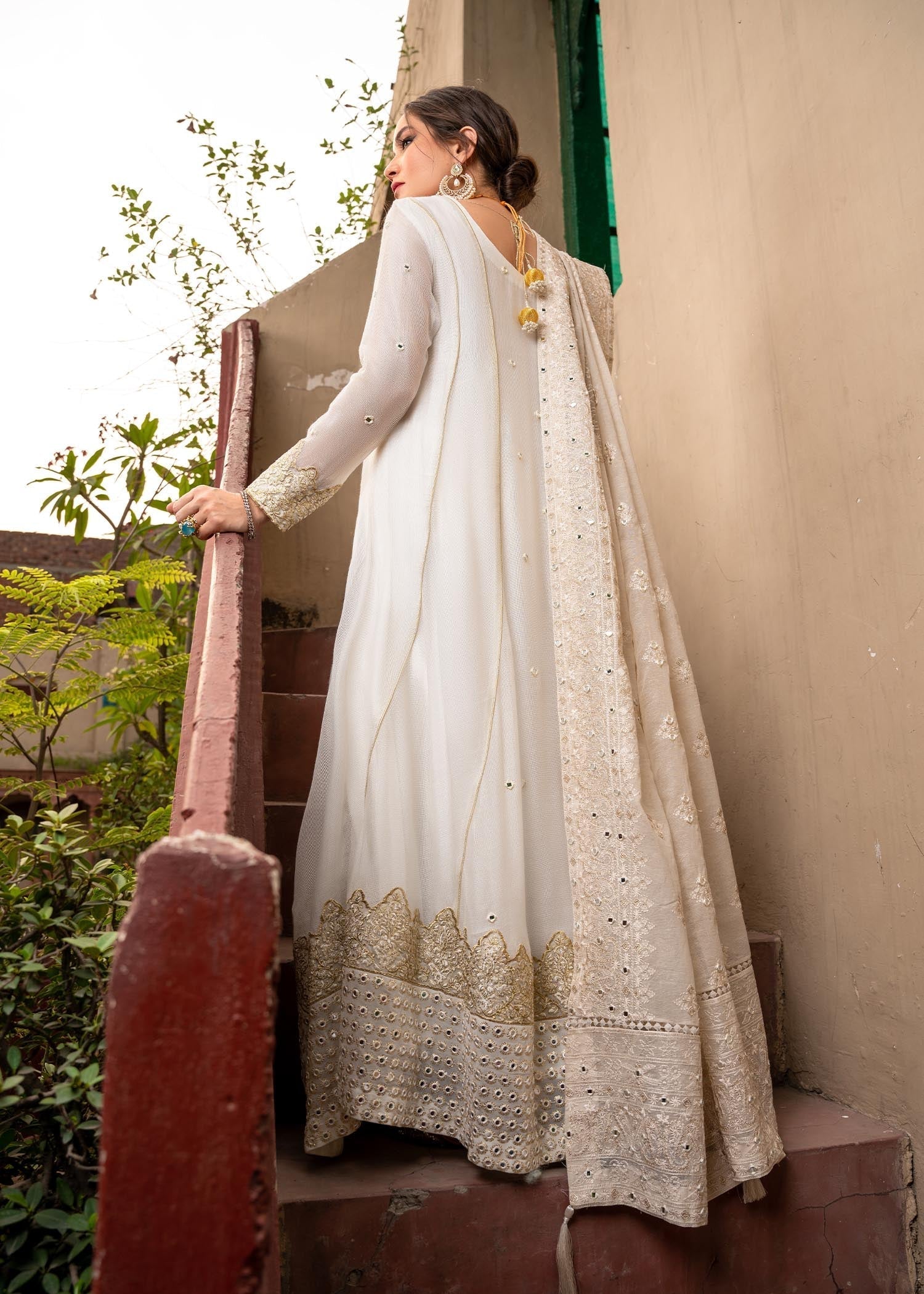 Rang-e-Haya Rang e Haya Arya Ash White Women 4pcs