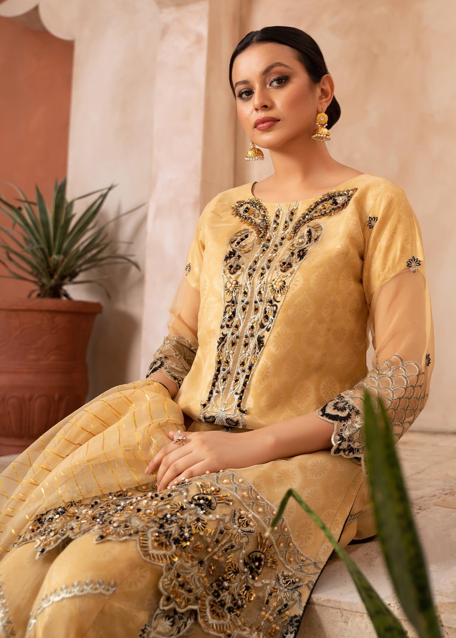 Arosa Sand Skin Women