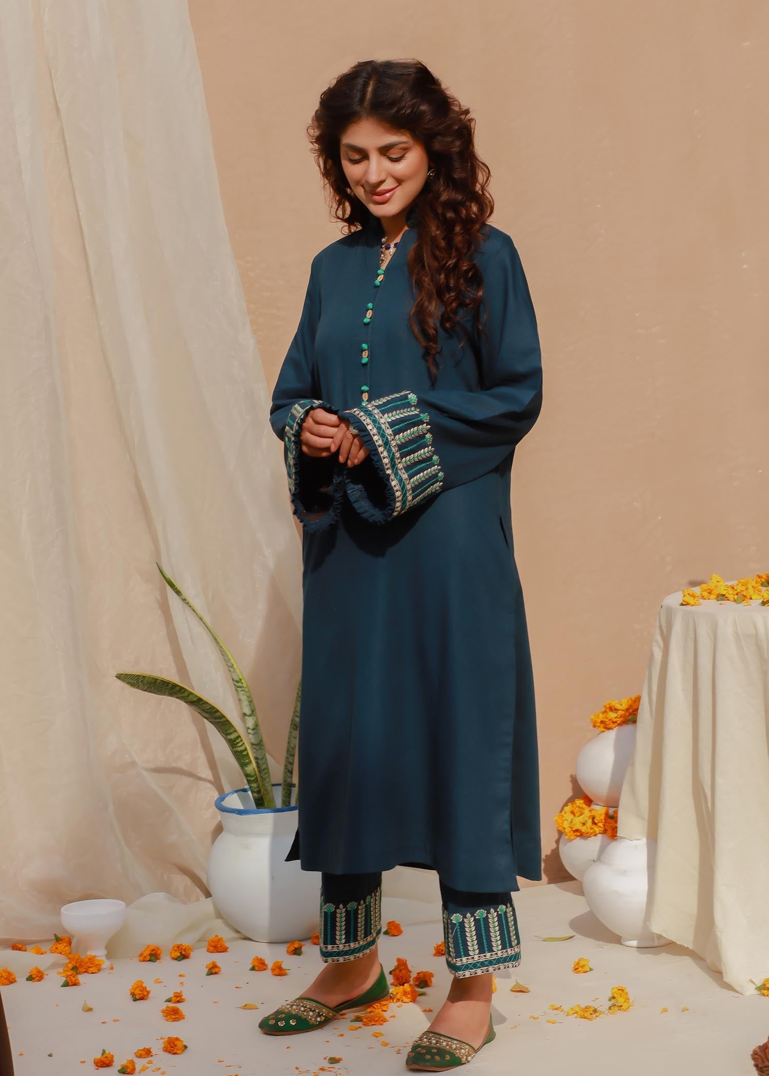 Shades By Abeeha Usman NEELAM Women 2pcs