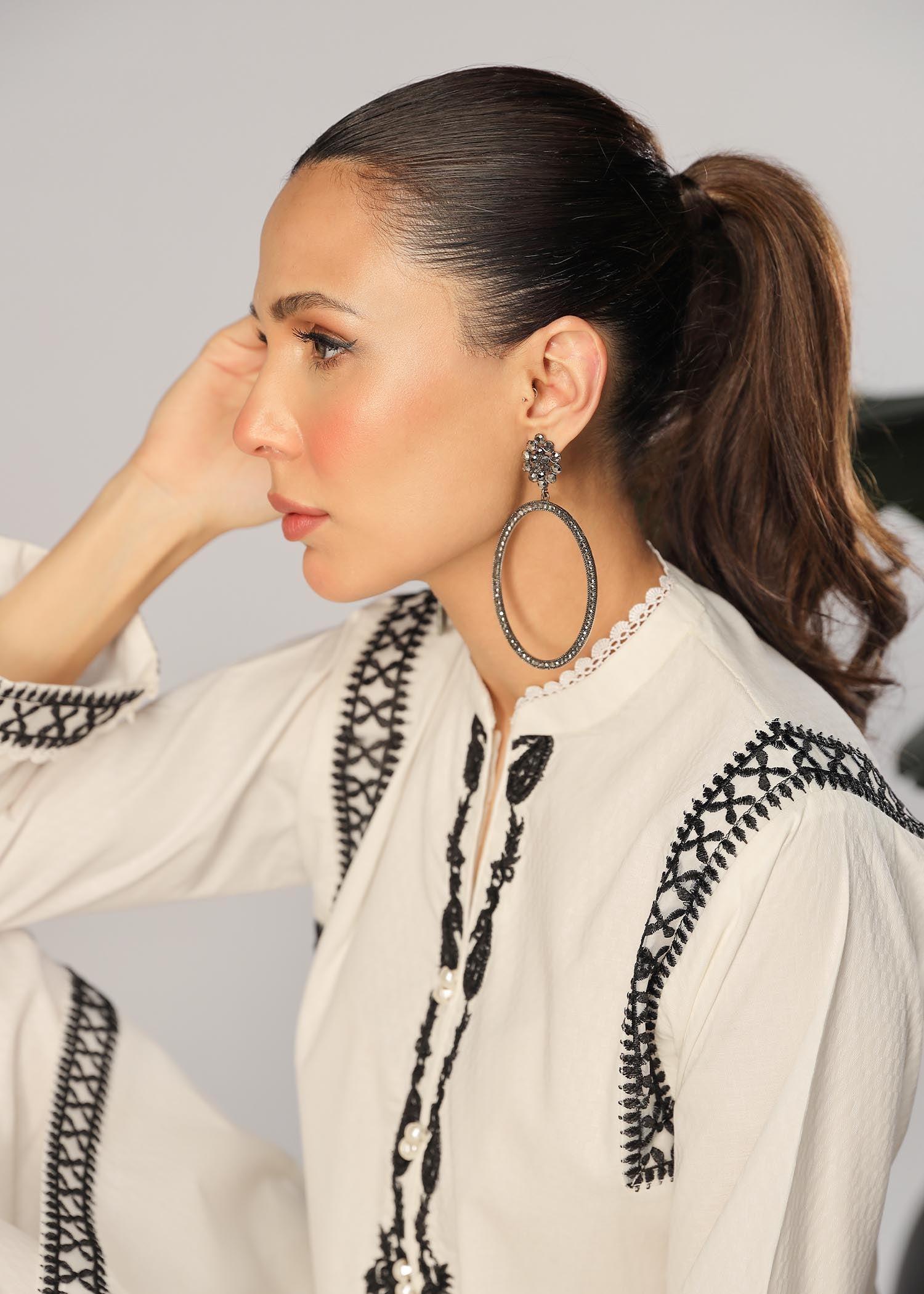 Merakish Artistic Jacquard Embroidered Stitched Women 2pcs