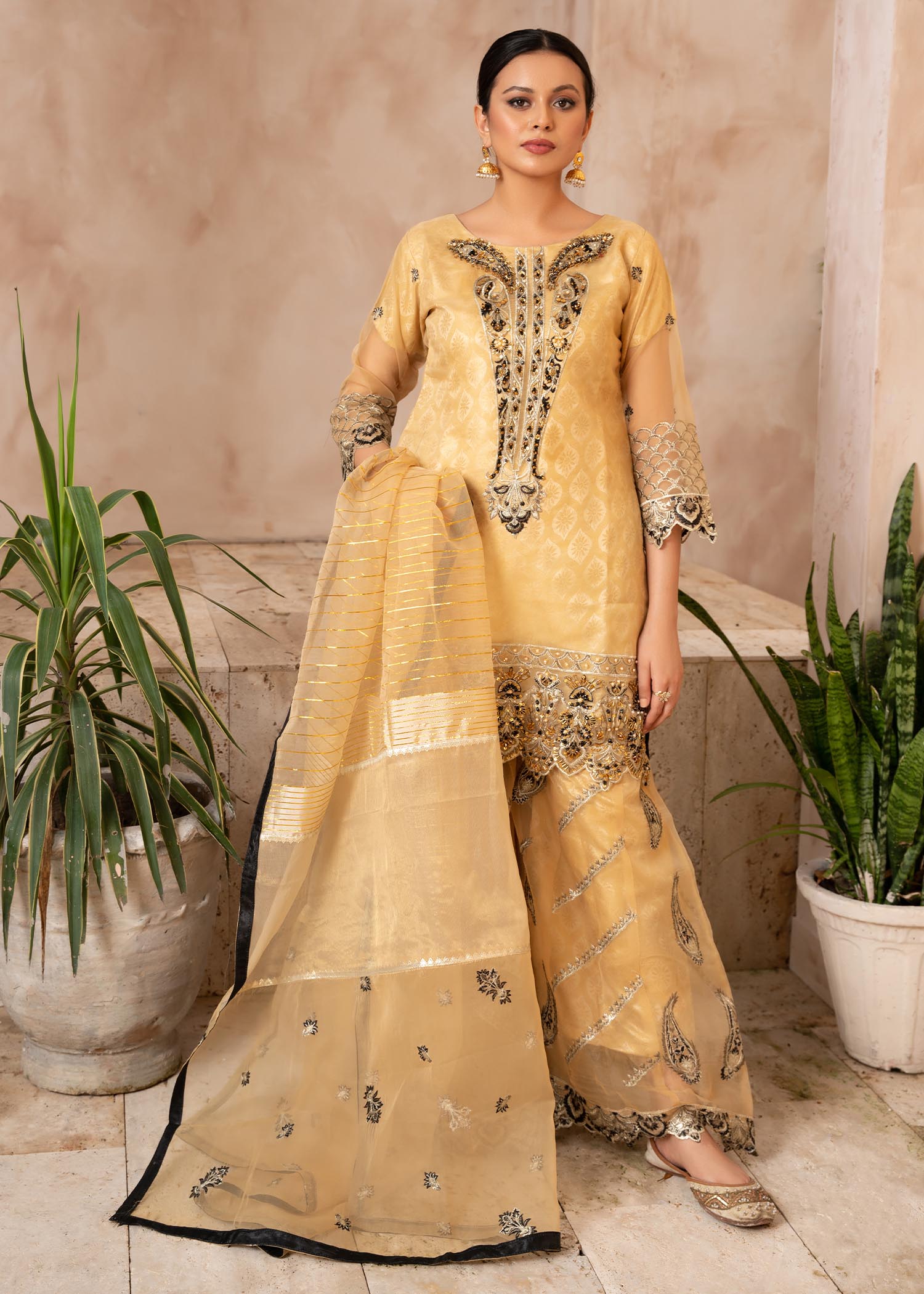 Arosa Sand Skin Women