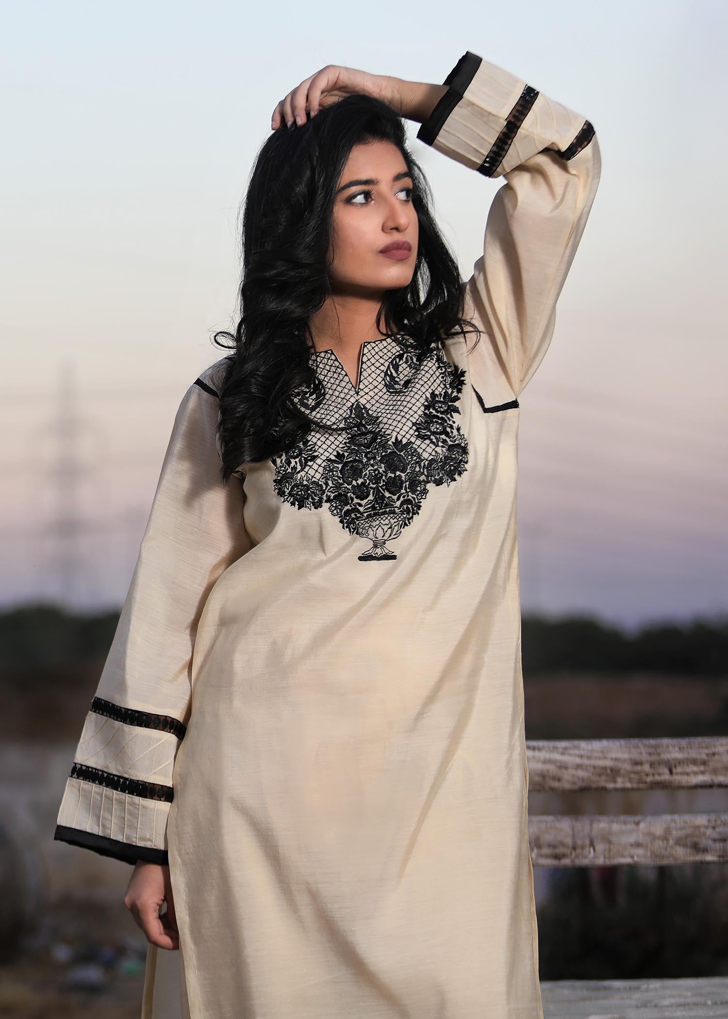 Humaira Shakir Sahara Rose Women 2pcs