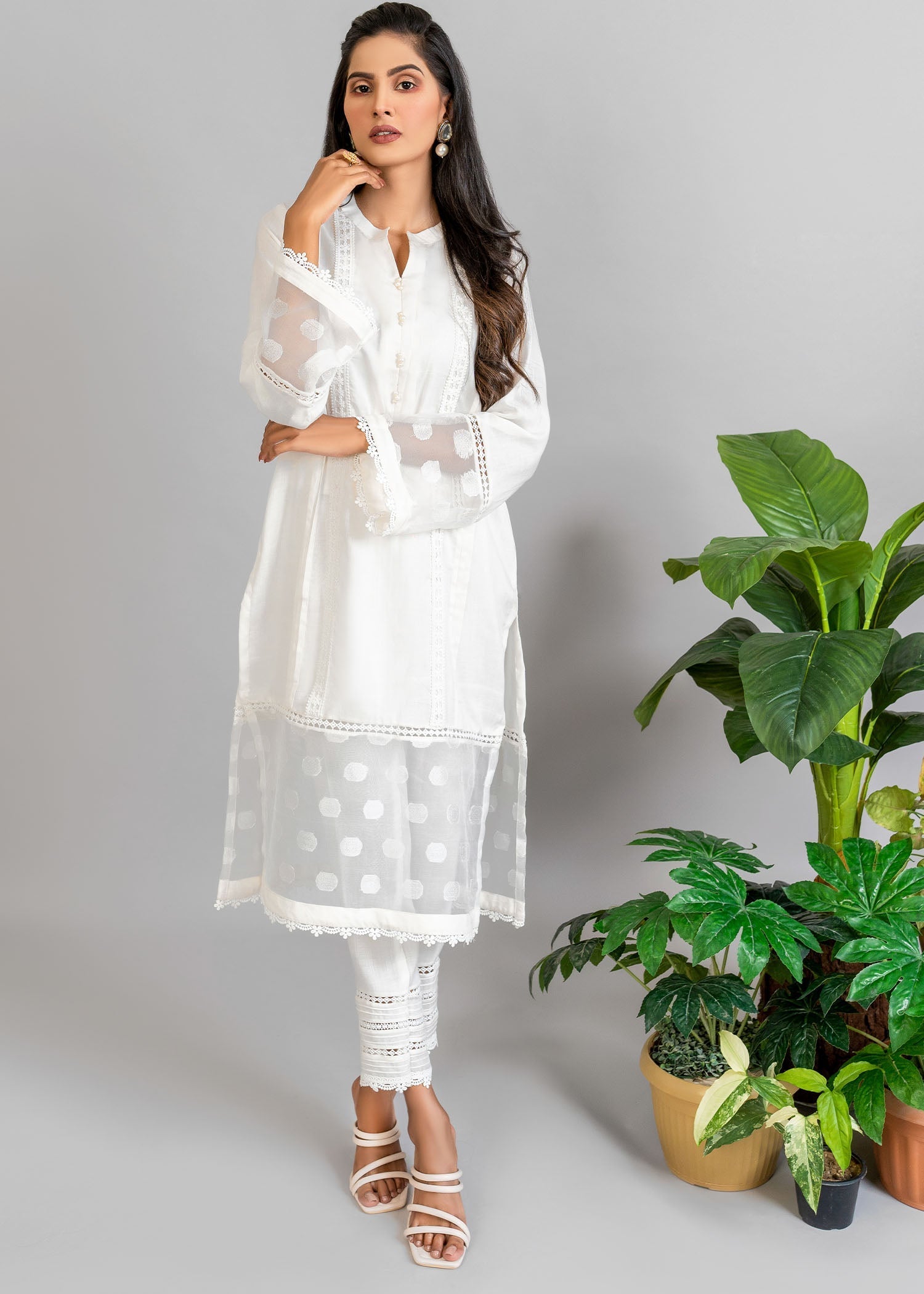 Nuqsh Pearl With Laces & Pleats Women 2pcs