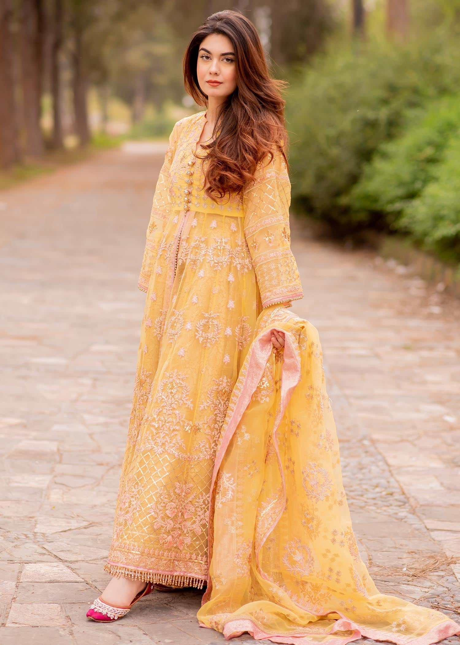 Shahtaj Qaiser Takisha Niesha Women 3pcs