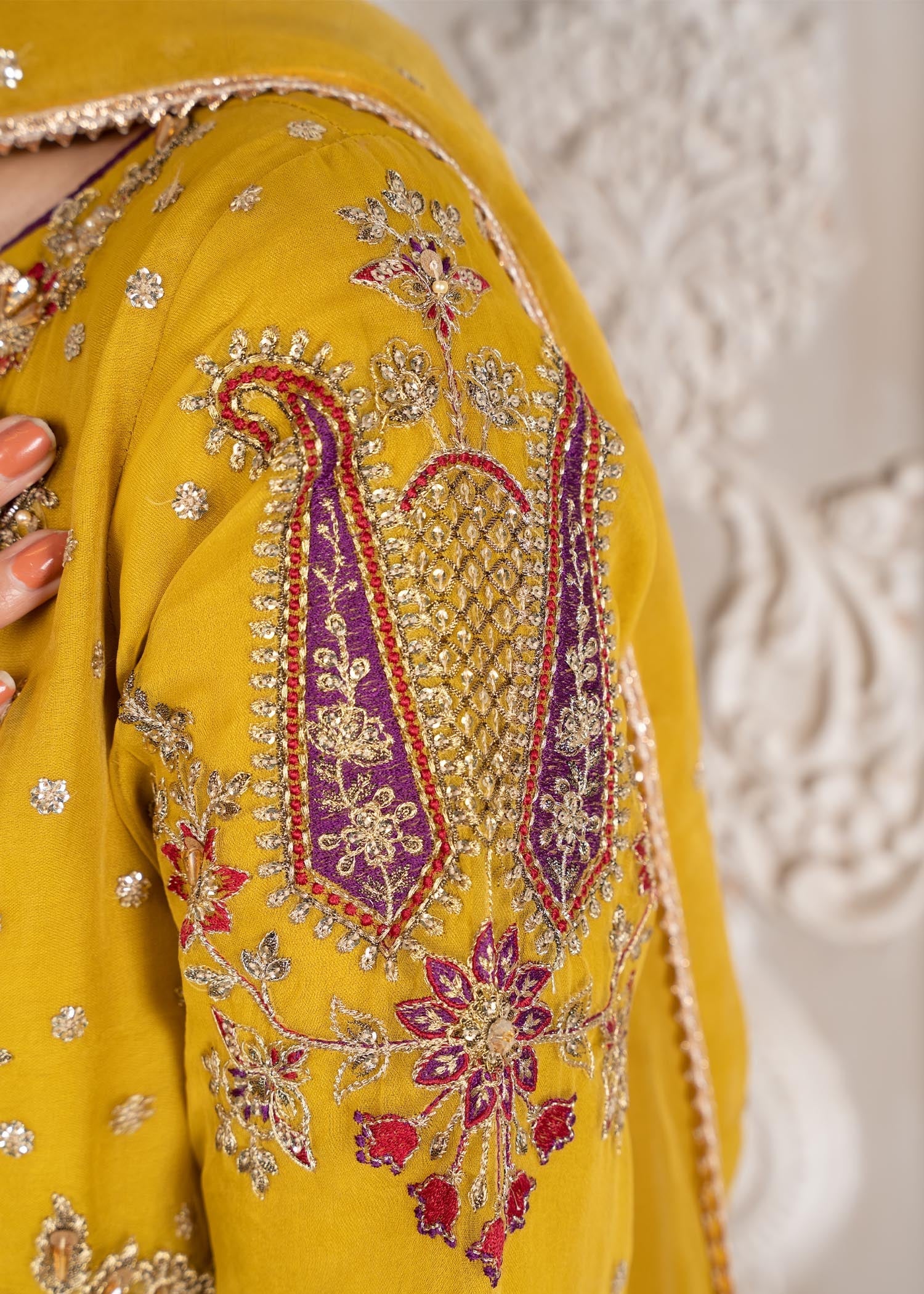 Zebaye V3 23 US582 B CORN YELLOW Women 3pcs