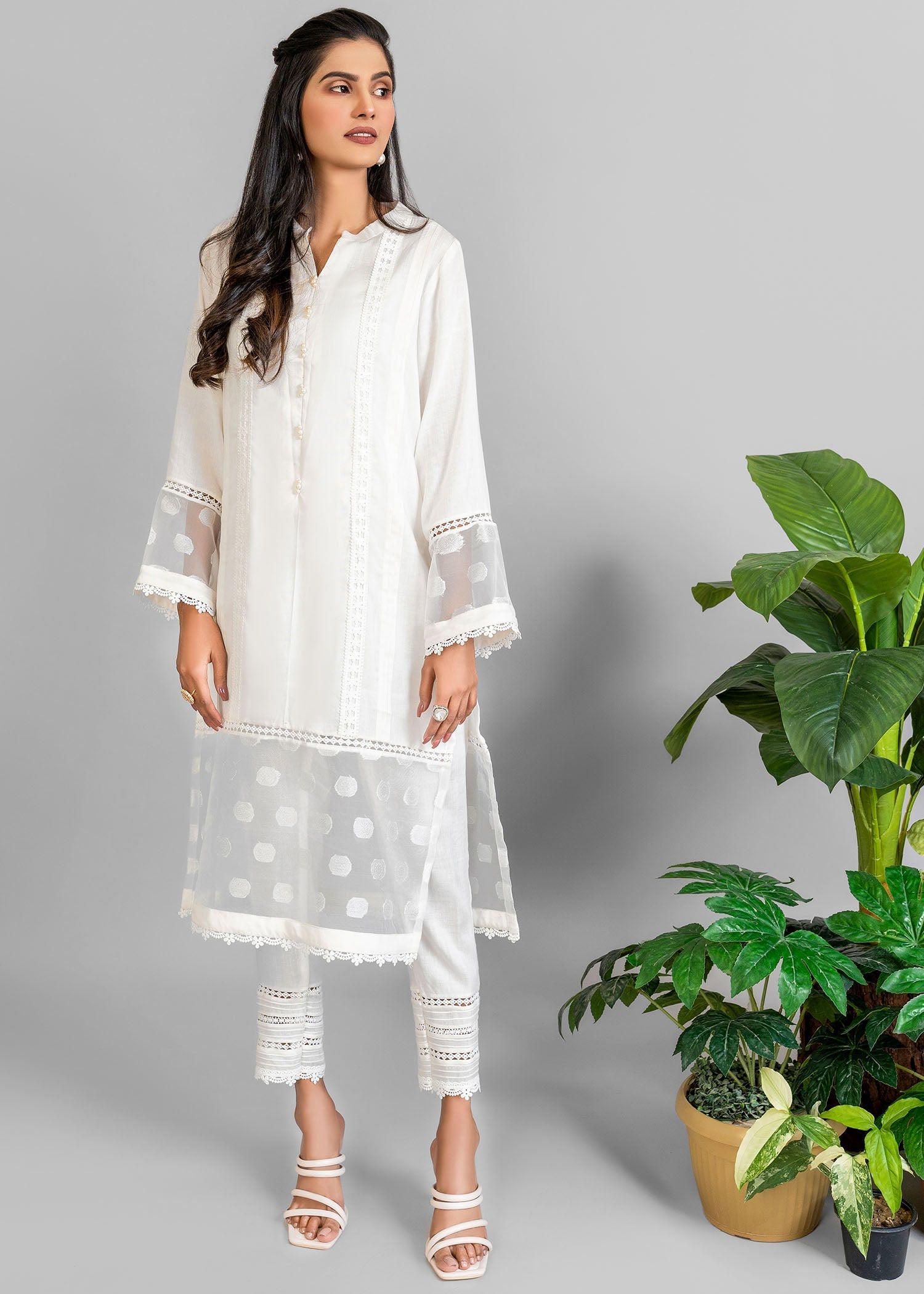 Nuqsh Pearl With Laces & Pleats Women 2pcs