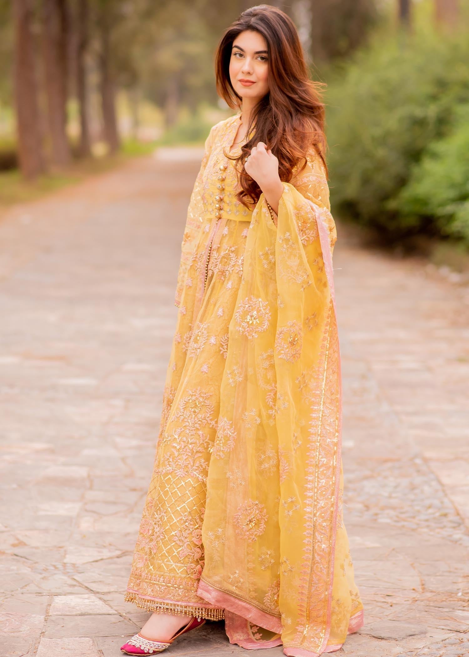 Shahtaj Qaiser Takisha Niesha Women 3pcs