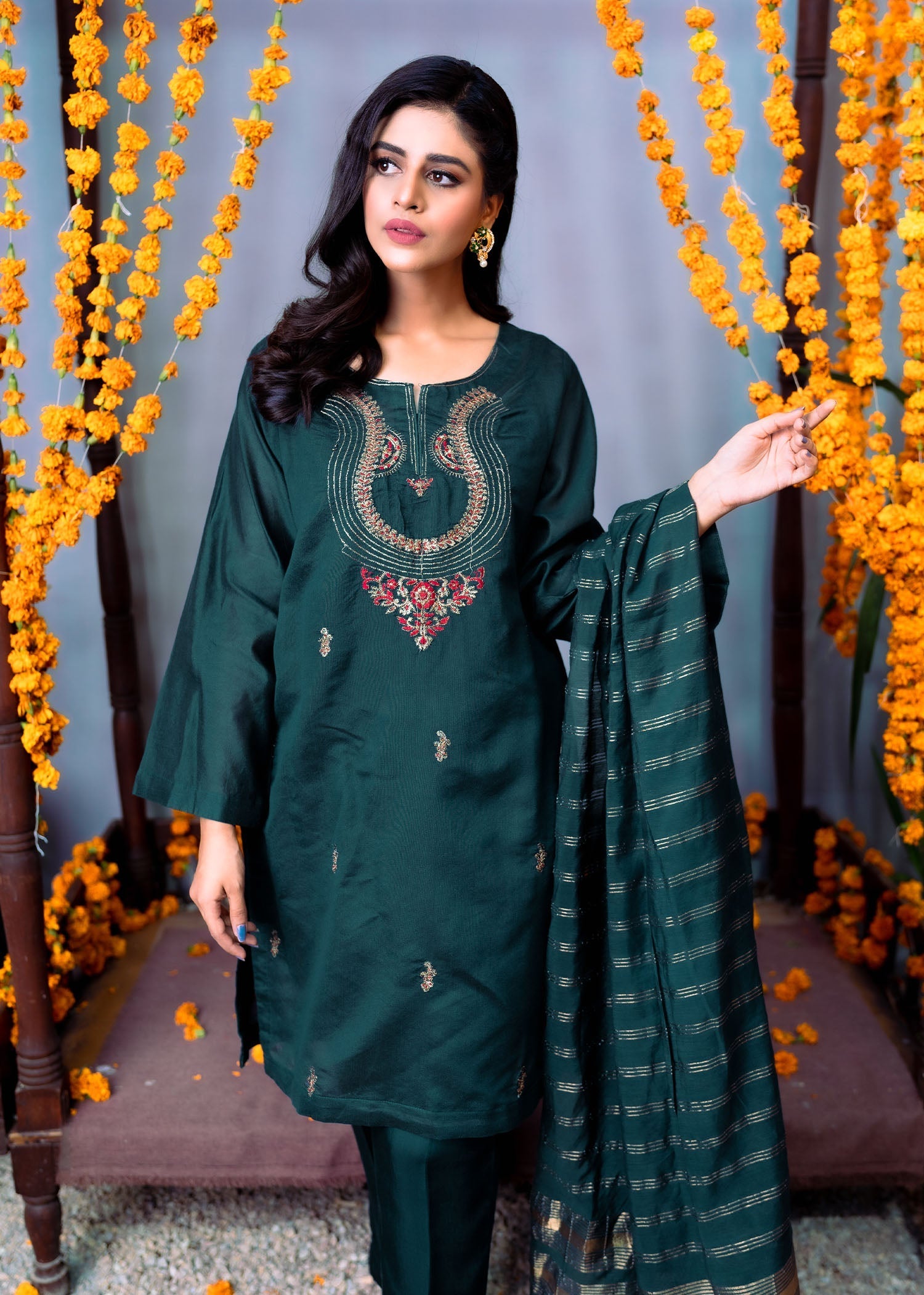 Pirzada Shaheryar Khan MIDNIGHT MAGIC Women 3pcs