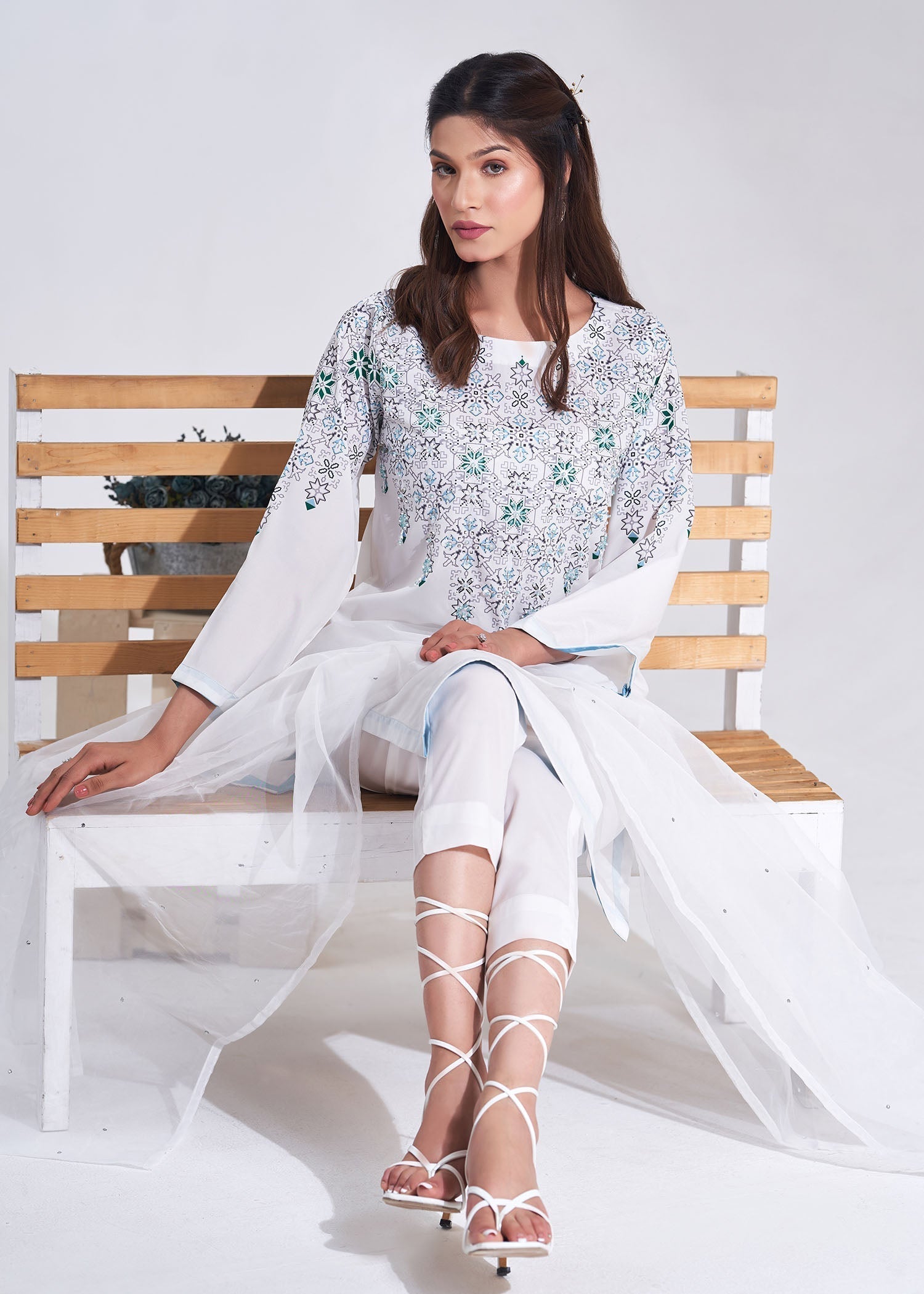 Ghonche Crystalline Women 3pcs