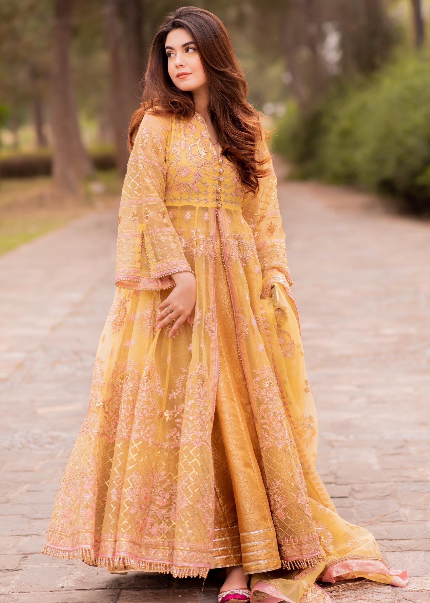 Shahtaj Qaiser Takisha Niesha Women 3pcs