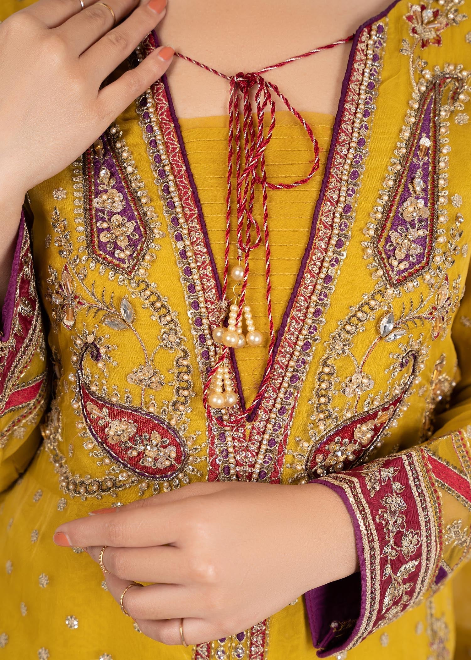 Zebaye V3 23 US582 B CORN YELLOW Women 3pcs