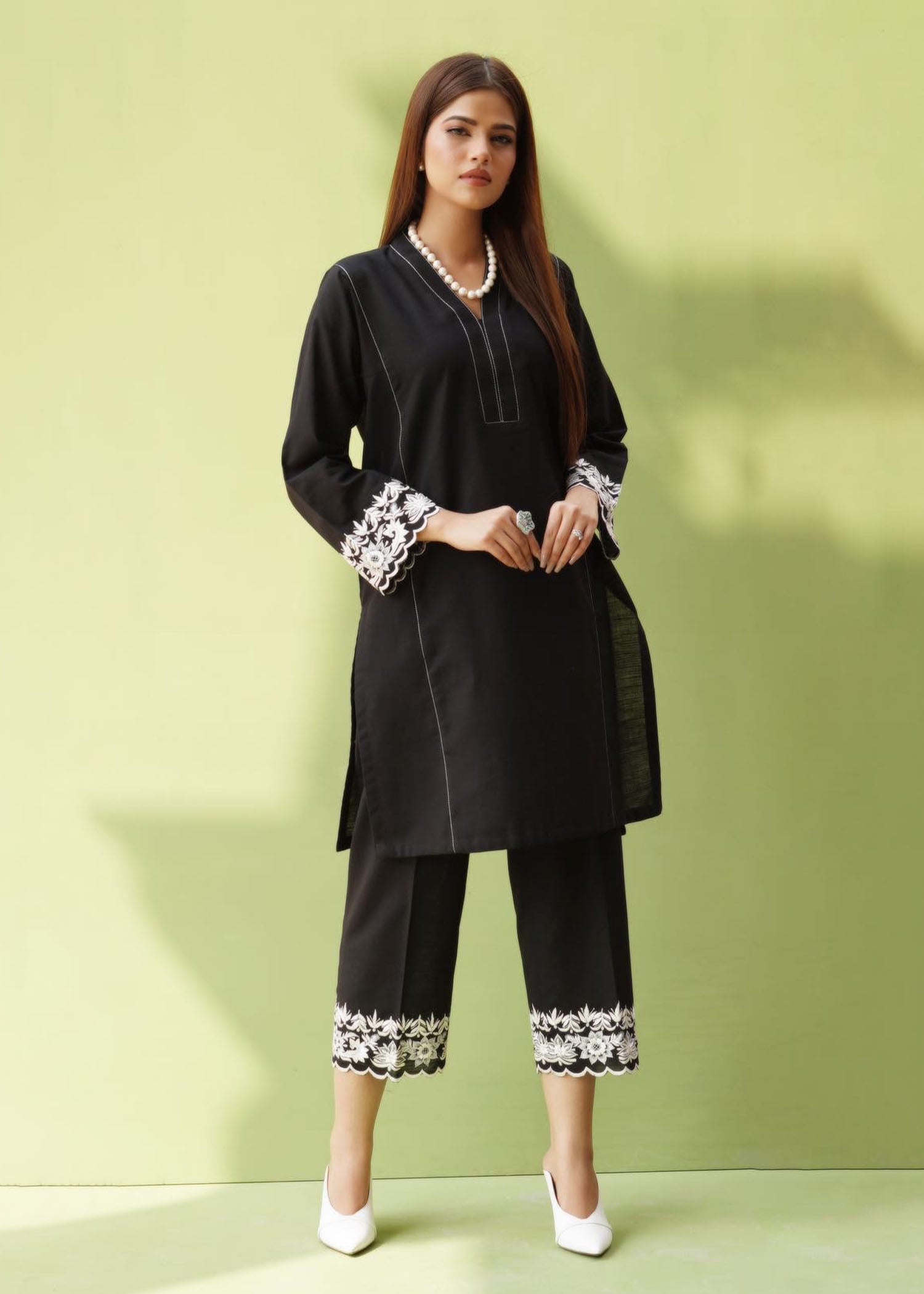 Ayesha Sameer Black Karandi Women 2pcs