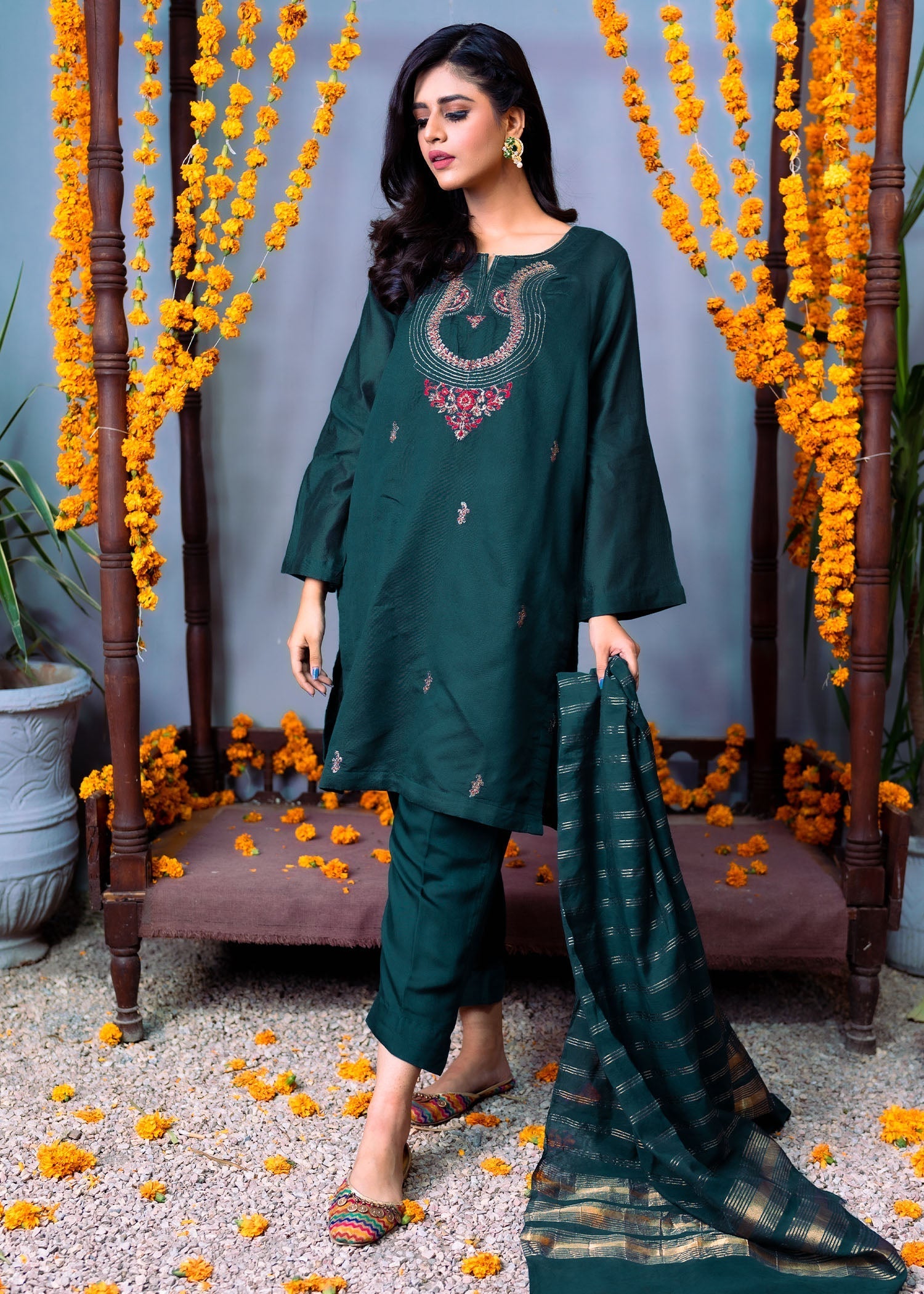 Pirzada Shaheryar Khan MIDNIGHT MAGIC Women 3pcs