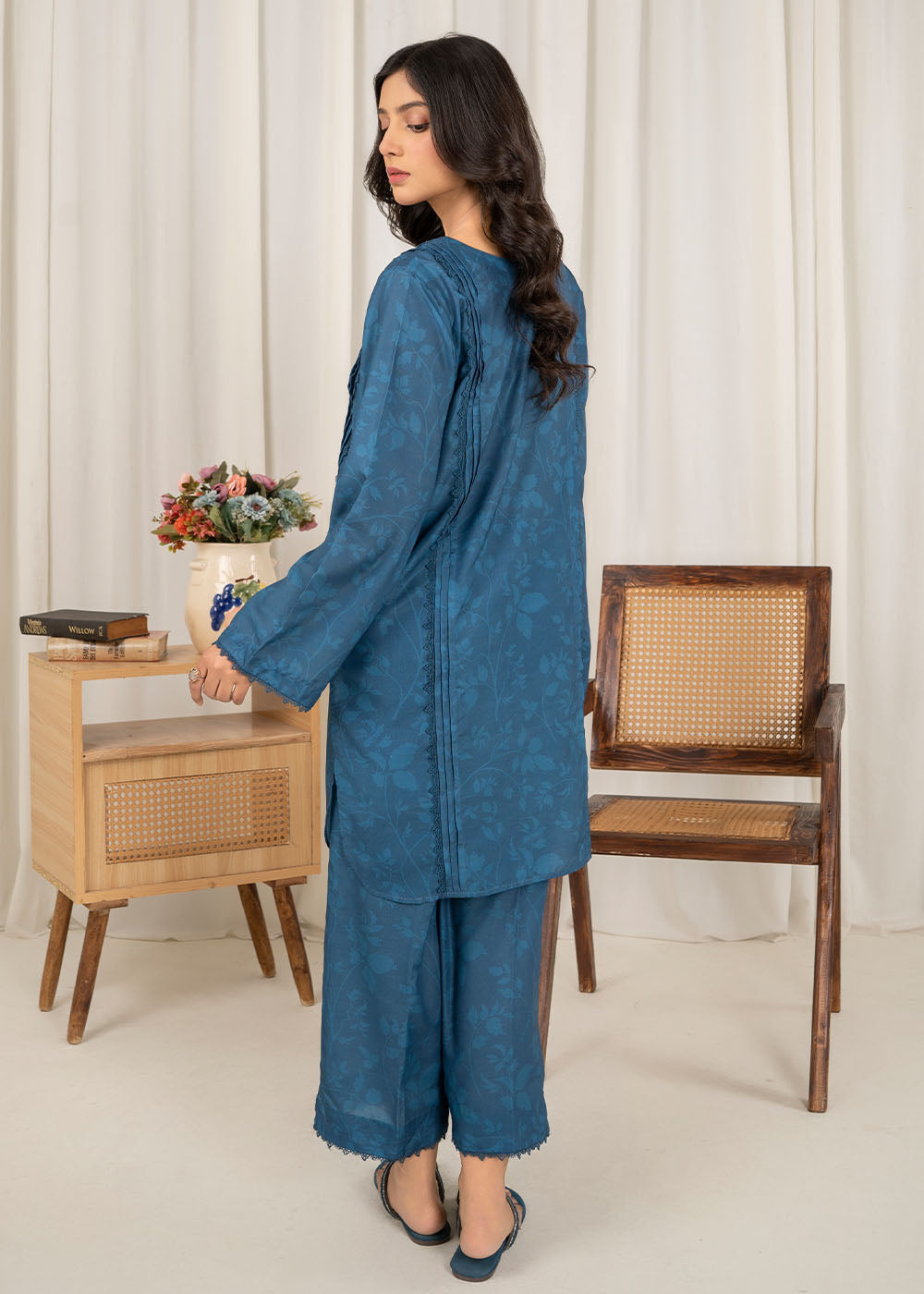 Zara Shah printed lawn suit D4 Women 2pcs