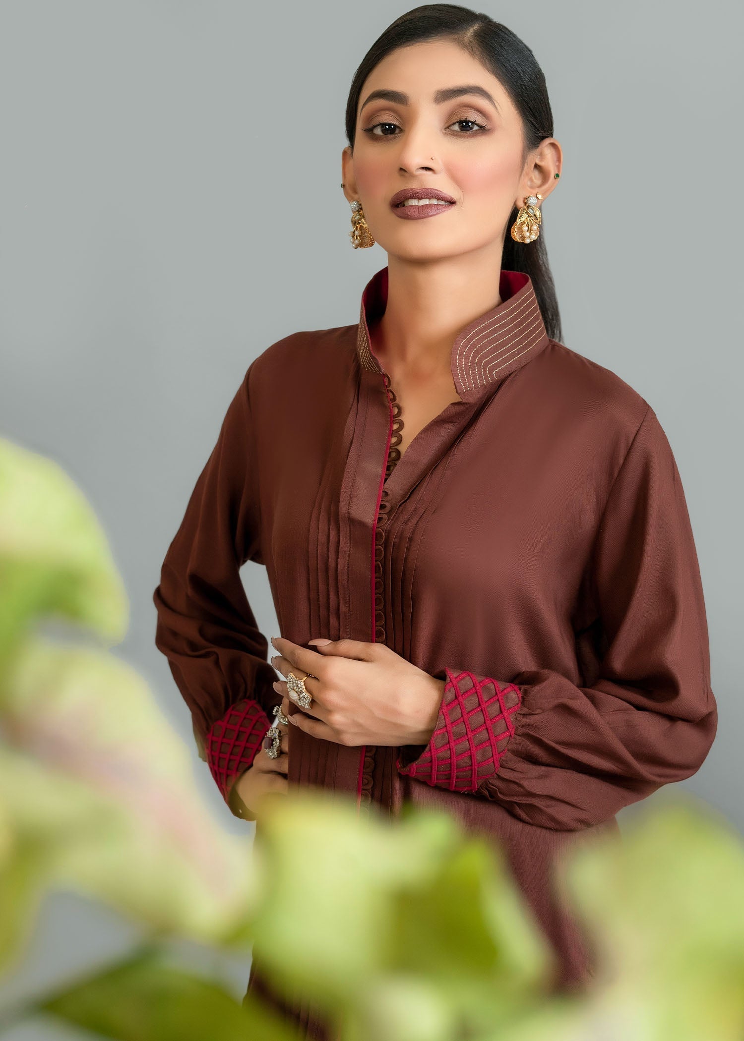 Nuqsh Deep Chocolate With Pleats Women 2pcs