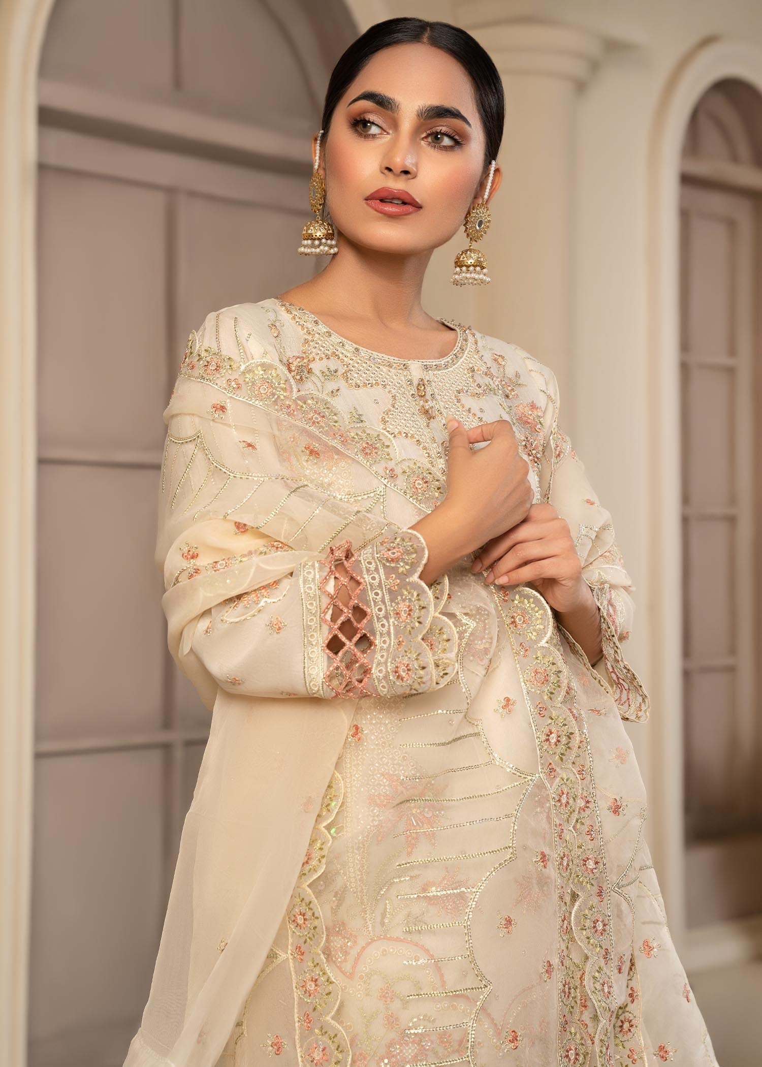 Zebaye V4 US567 Offwhite Women 3pcs