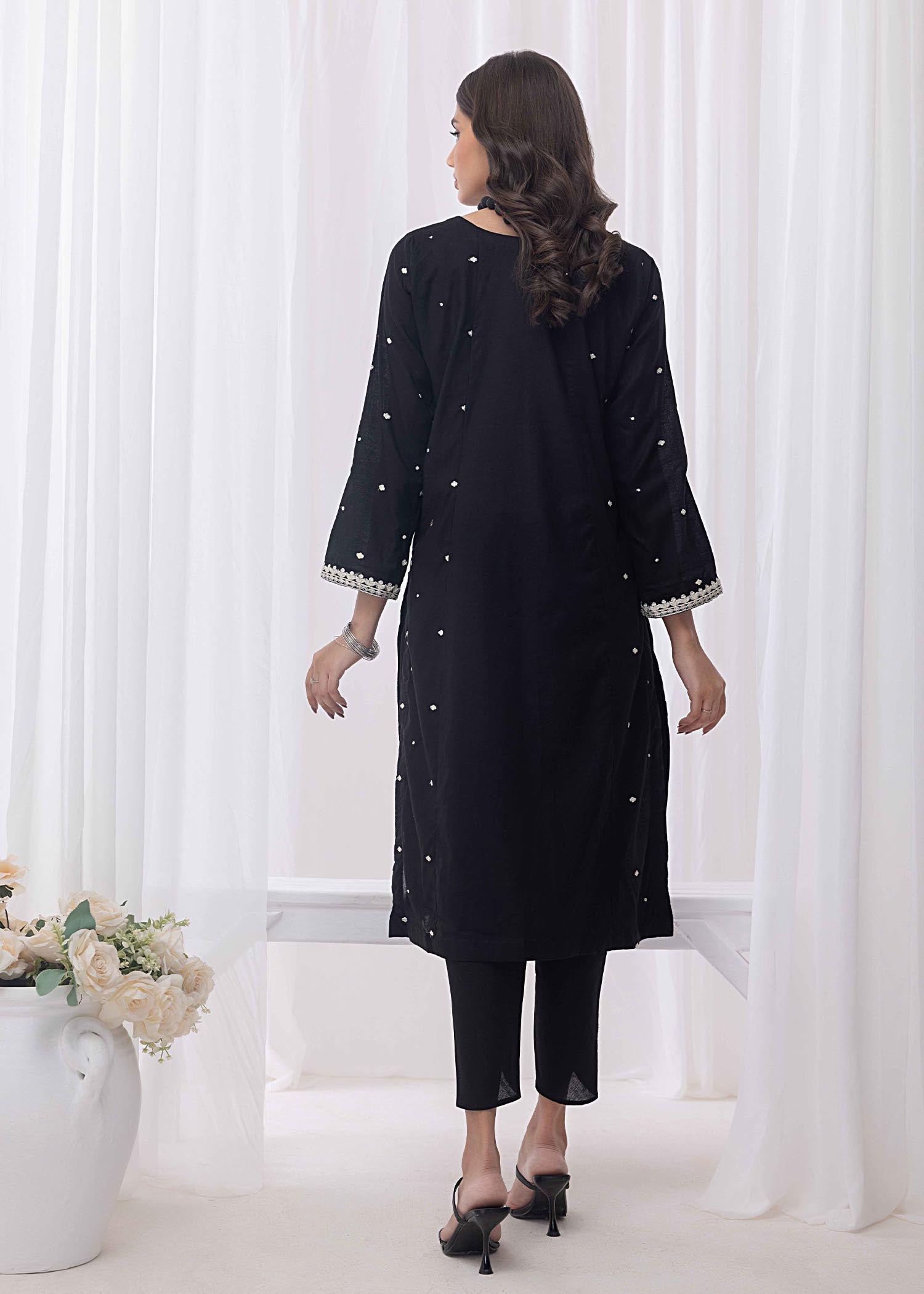 Meeraki EBON BLACK Women 2pcs