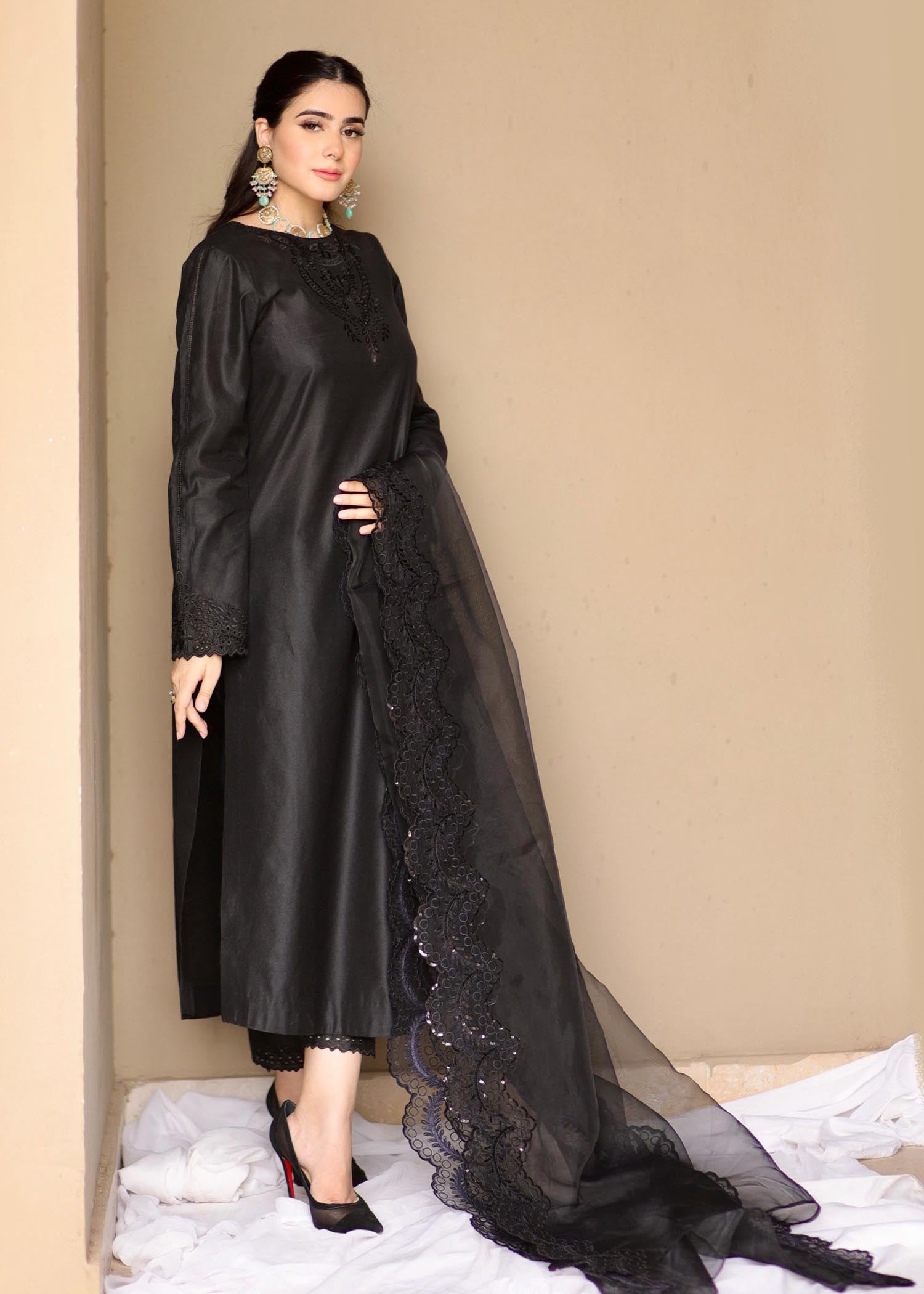 Maroon By Iqra Chaudhry Maroon by Iqra Black Pearl Women