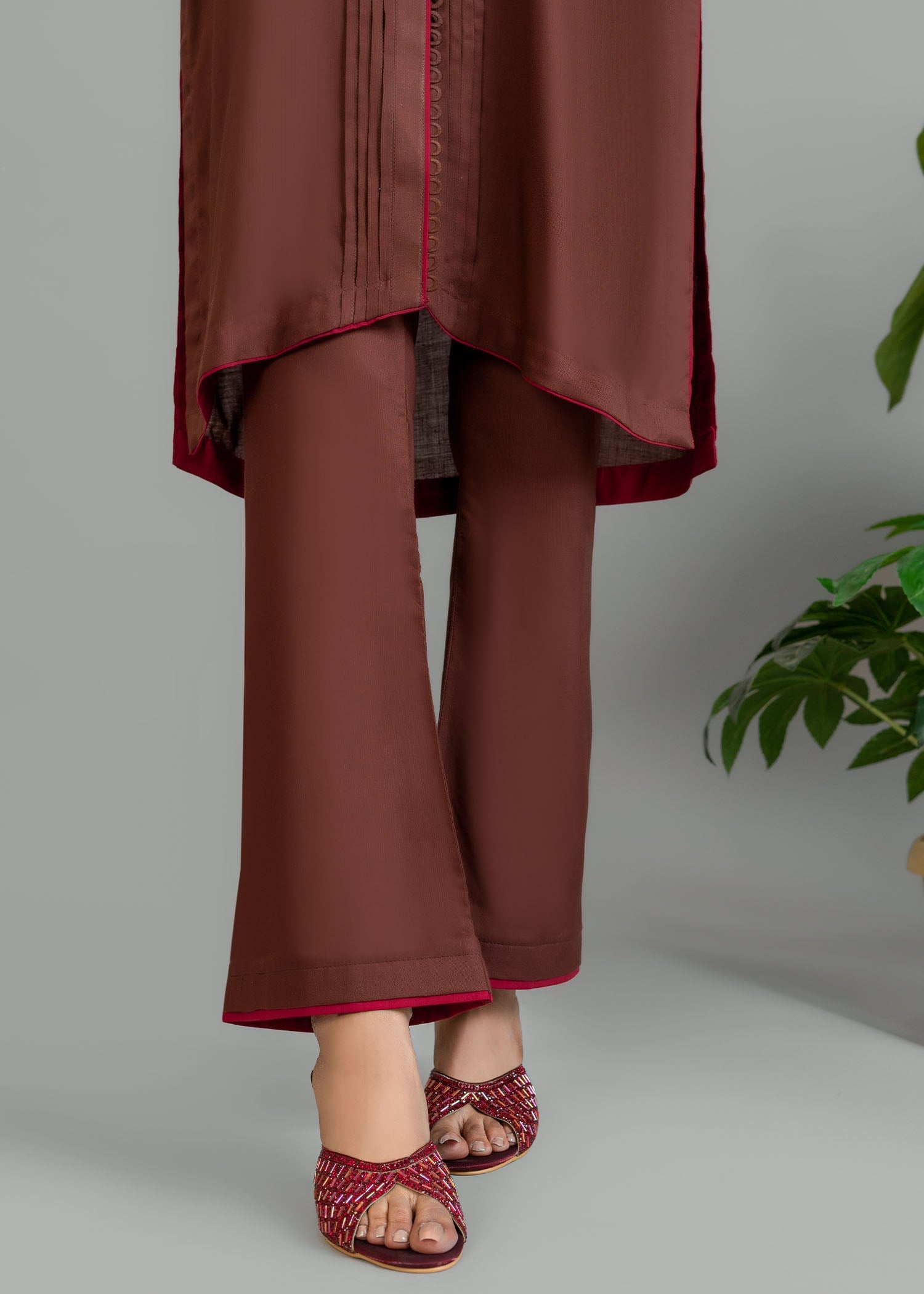 Nuqsh Deep Chocolate With Pleats Women 2pcs