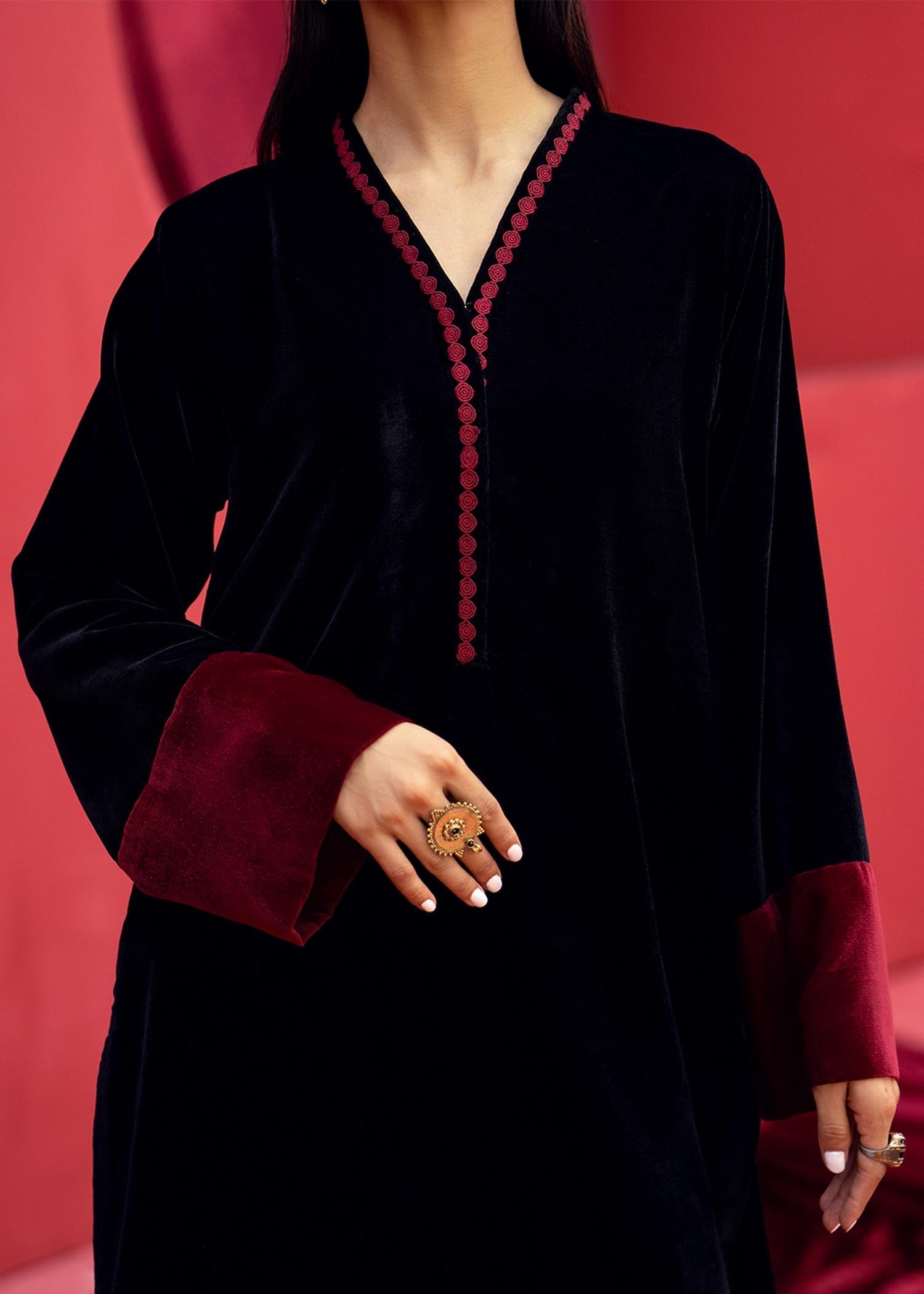 Fozia Khalid SOFIA Women 2pcs