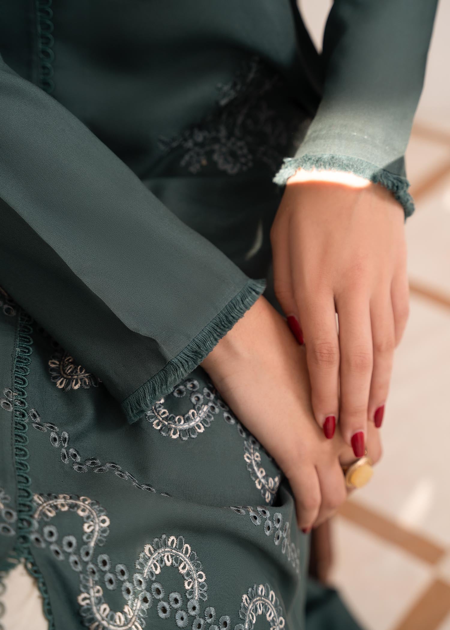 Vitalia Jade Women 2pcs