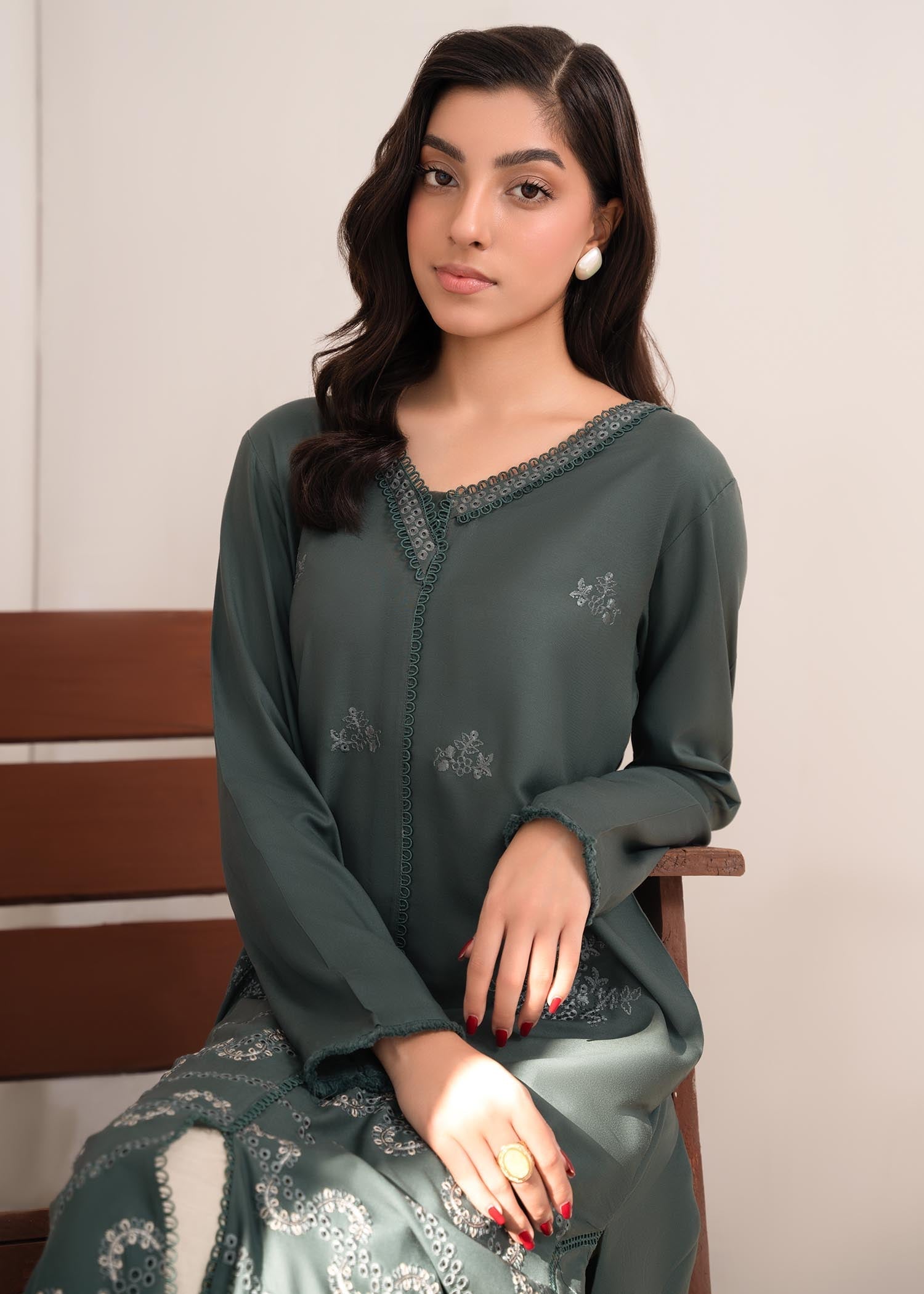 Vitalia Jade Women 2pcs