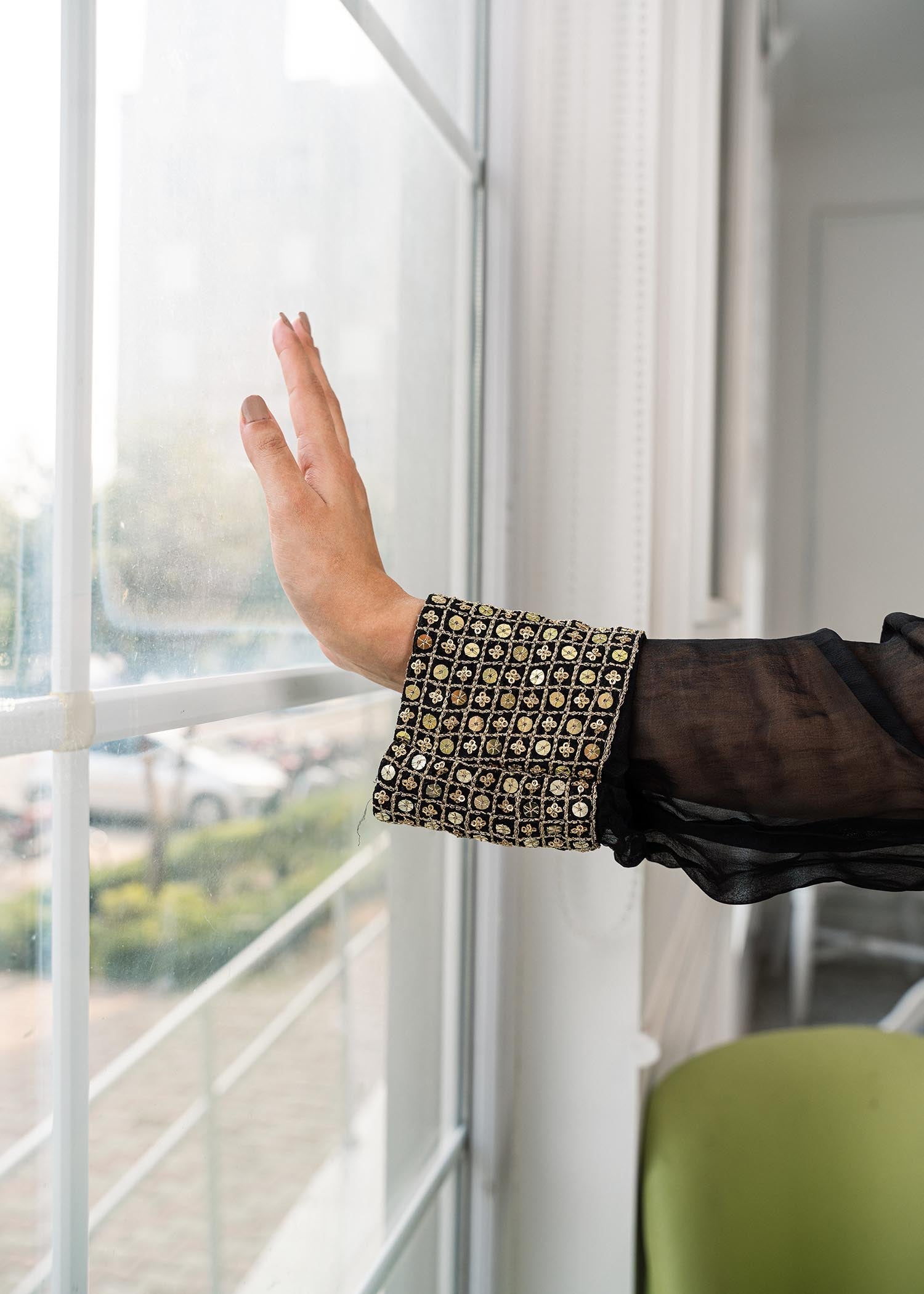 Rang-e-Haya Anchal / Black Women 4pcs