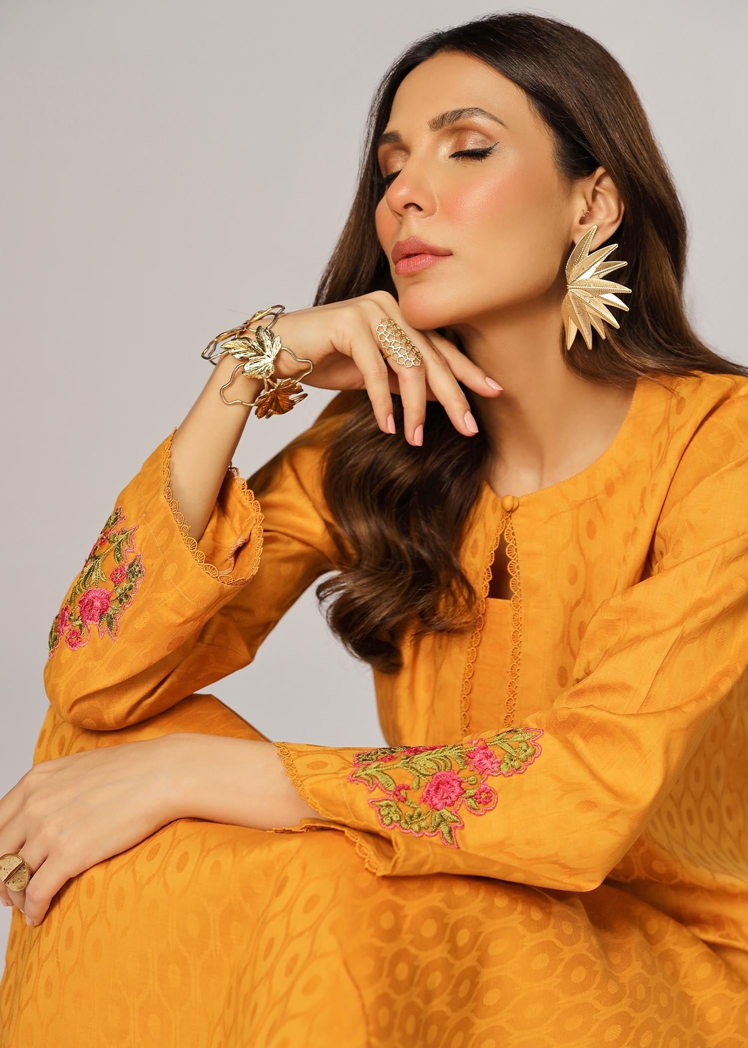 Merakish Lavender Jacquard Embroidered Stitched Women 2pcs