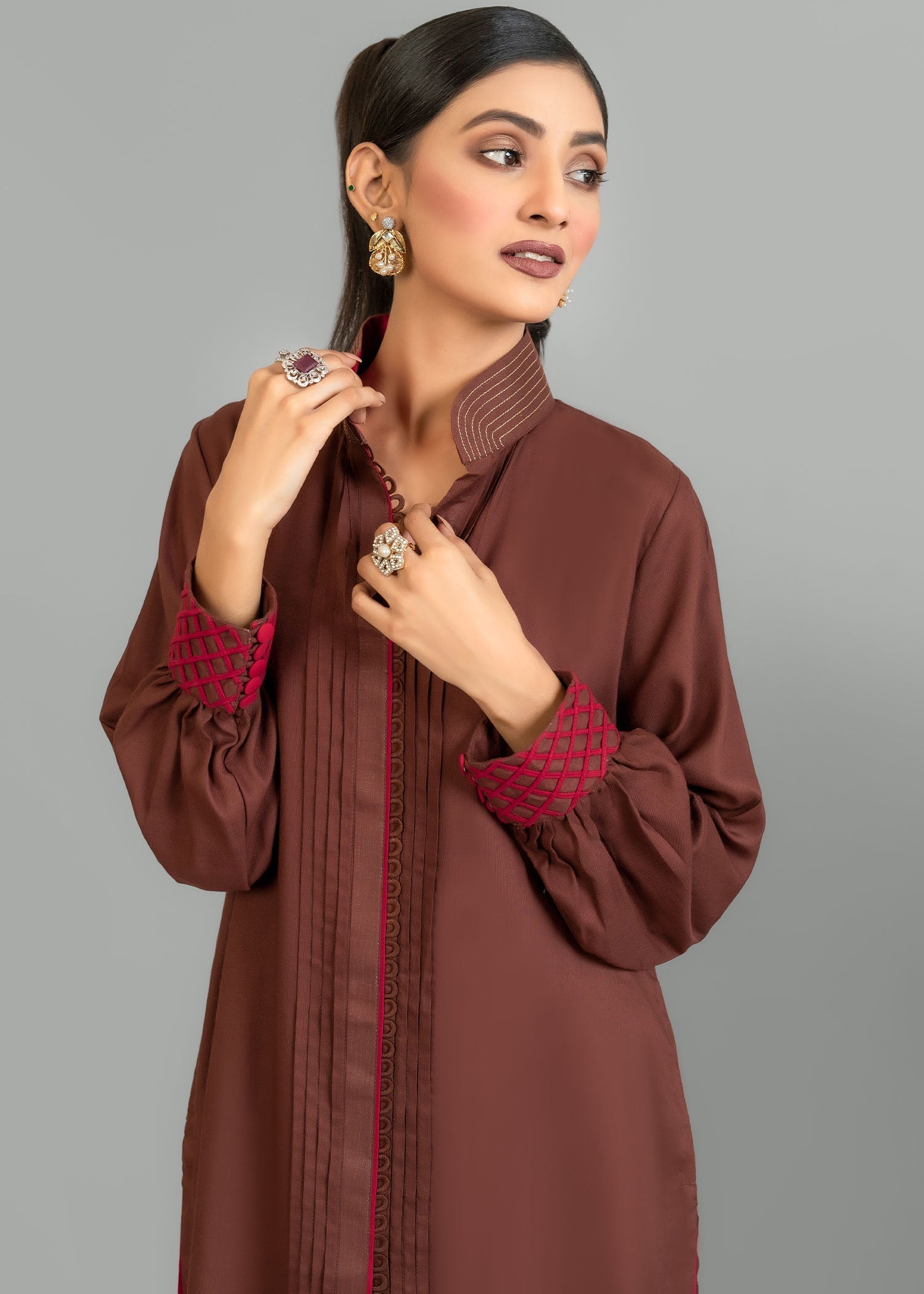 Nuqsh Deep Chocolate With Pleats Women 2pcs