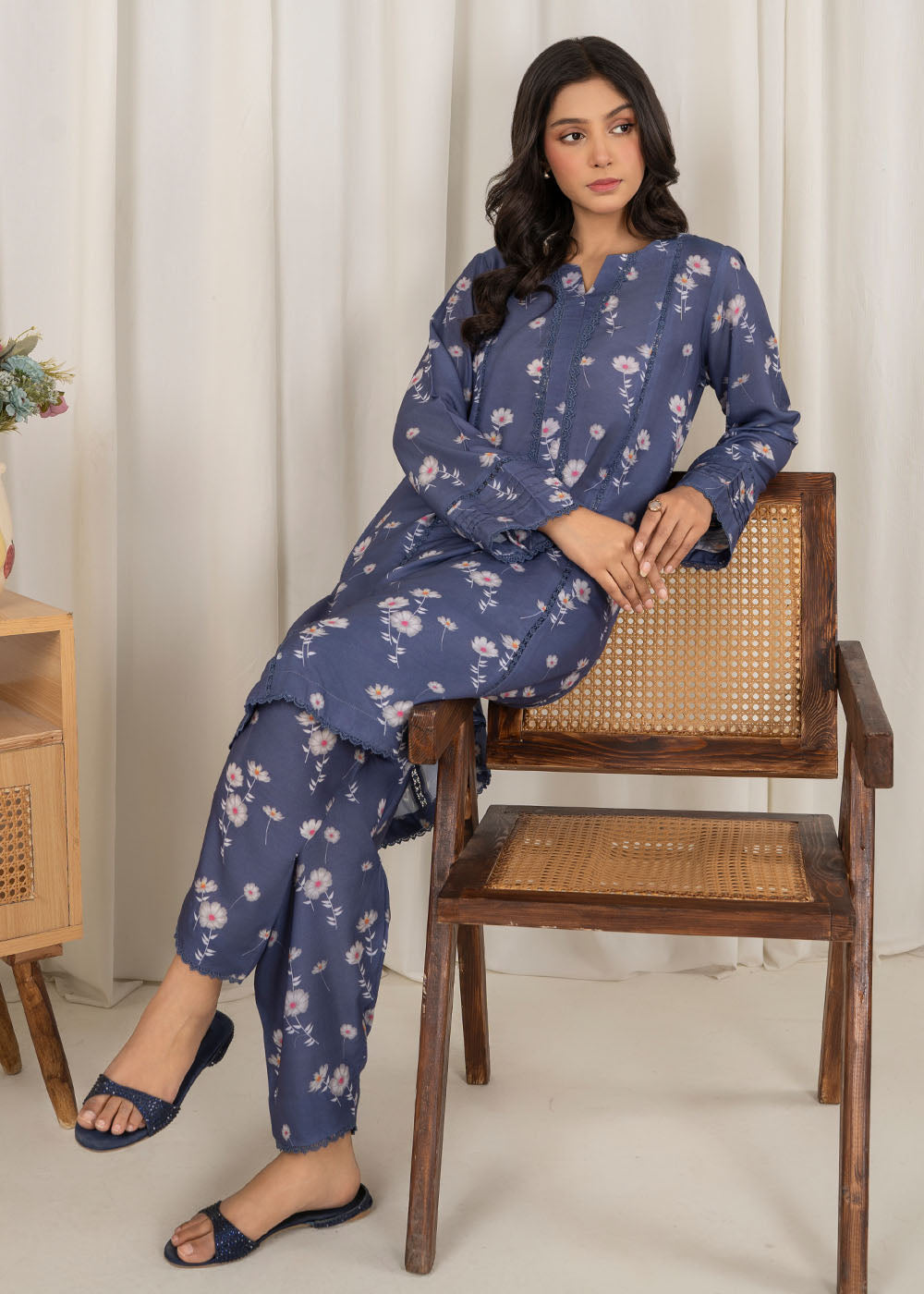 Zara Shah printed lawn suit D6 Women 2pcs