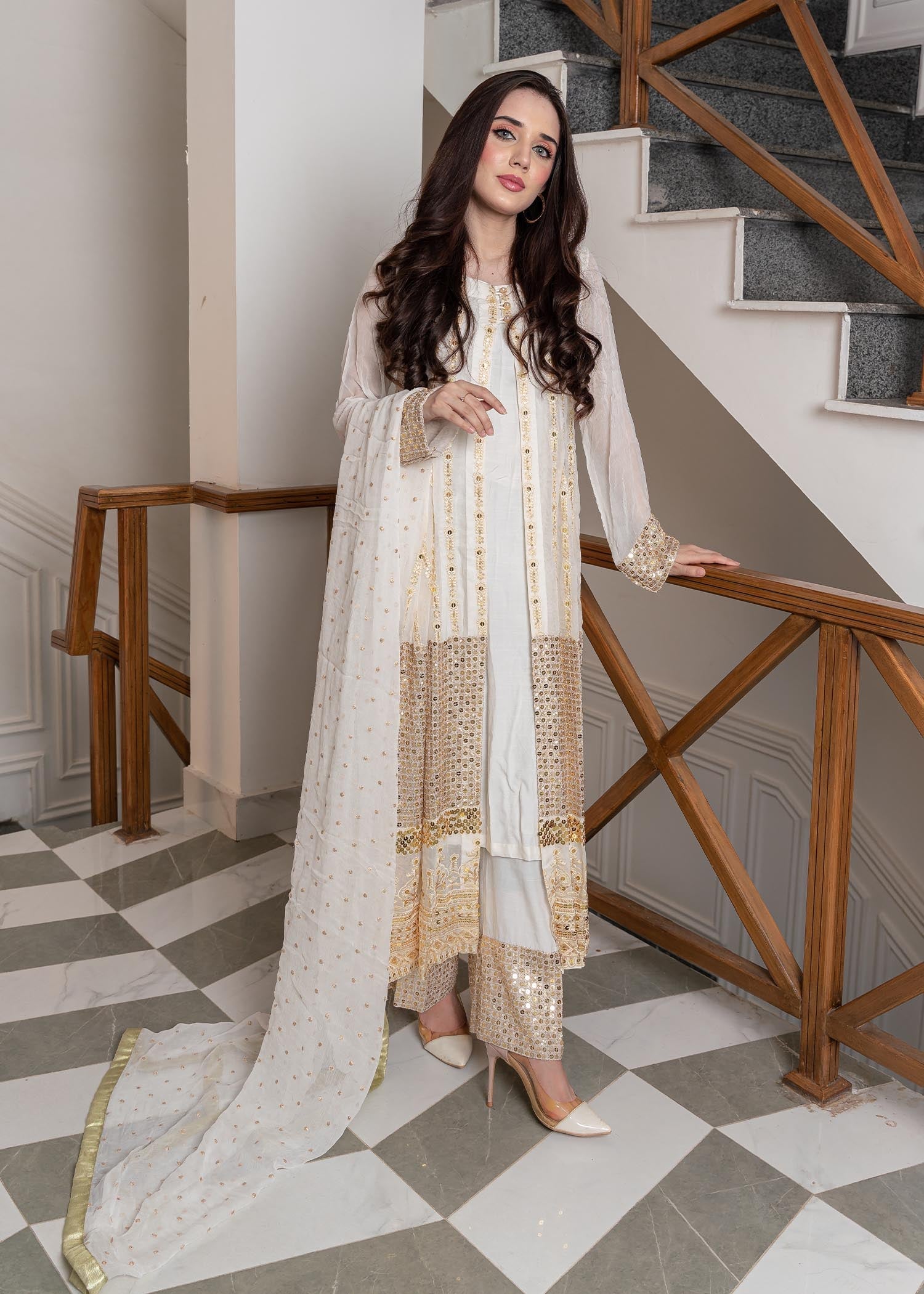 Rang-e-Haya Anchal / White Women 4pcs