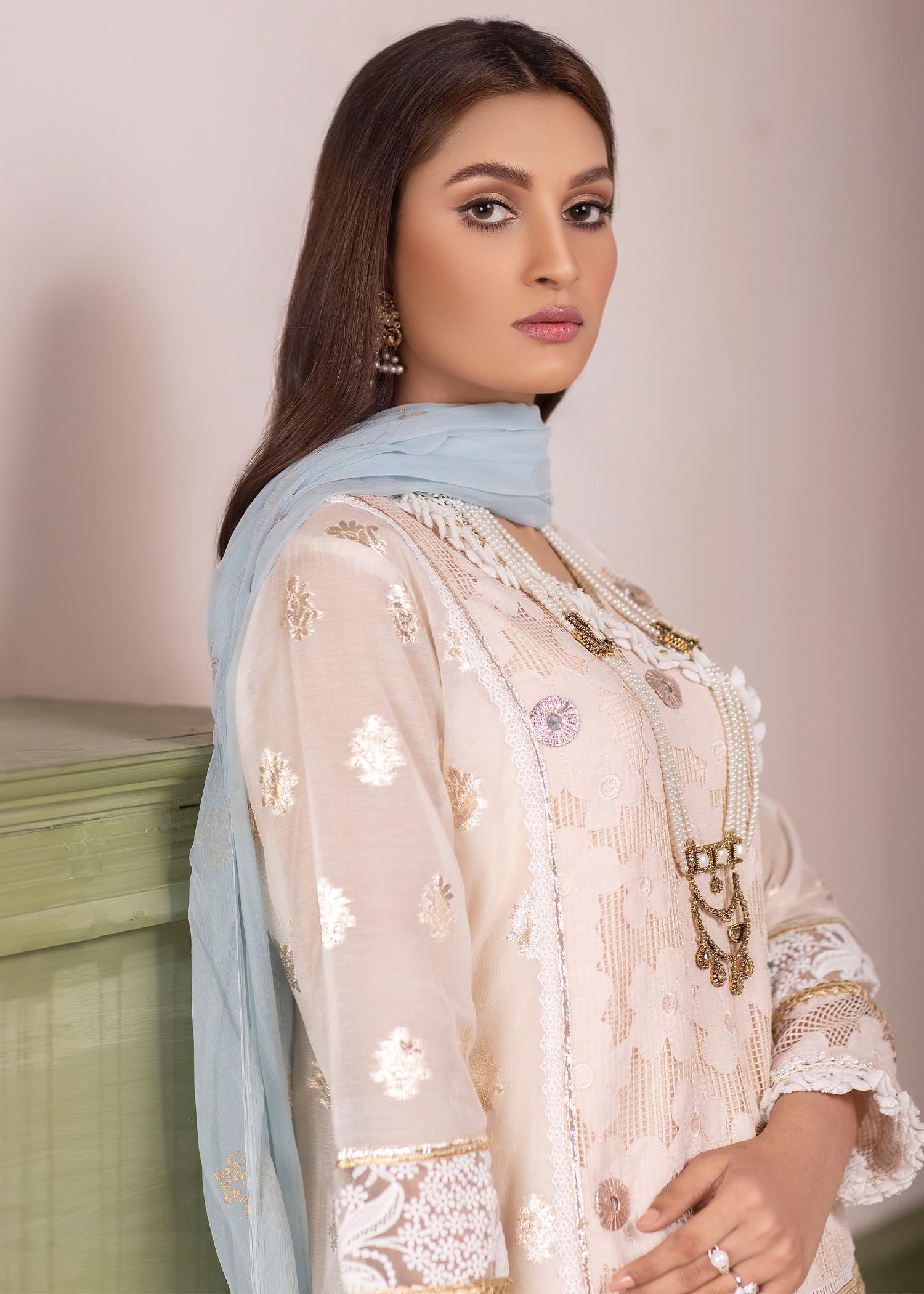 Sparkles AZADE Women 4pcs