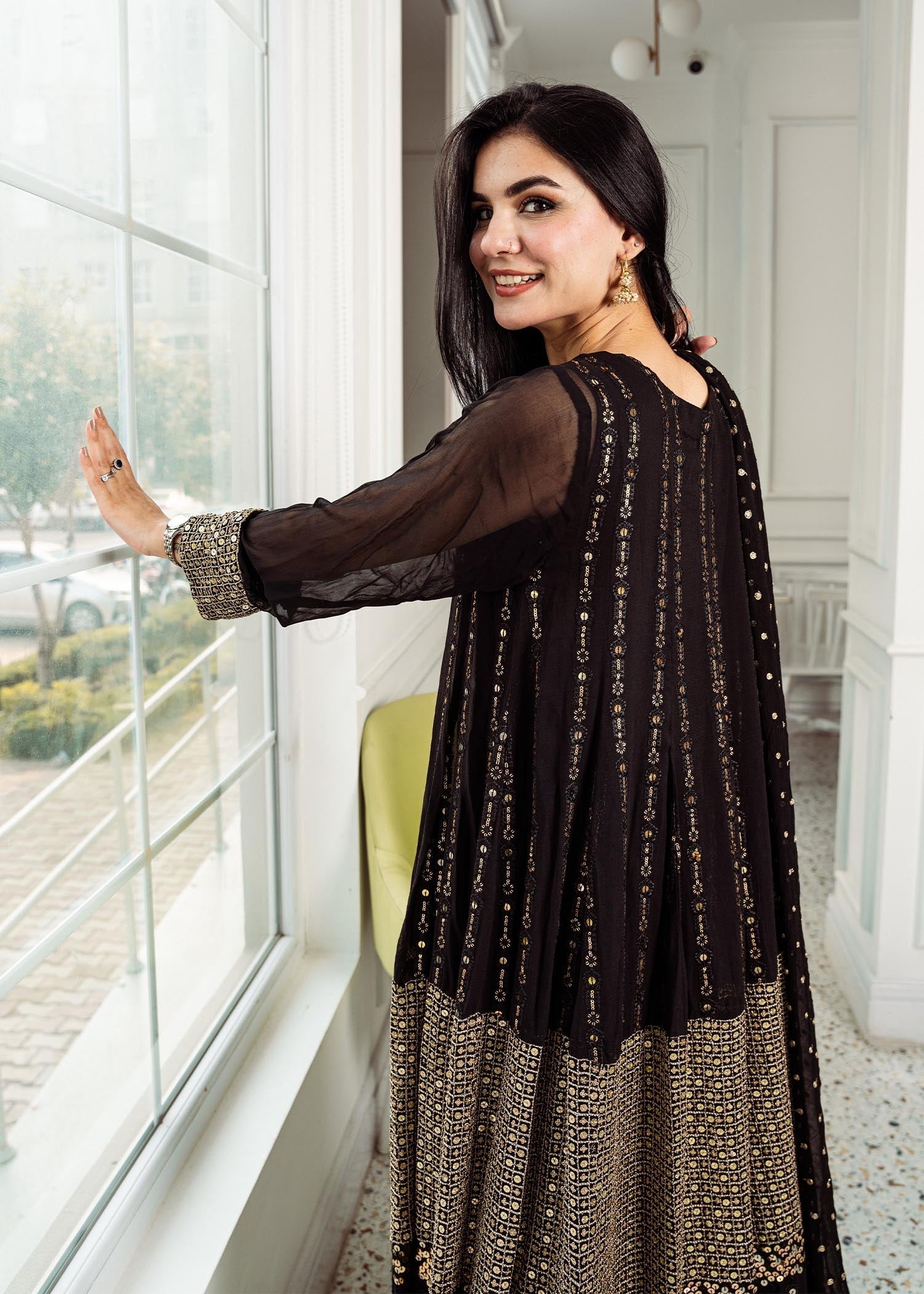 Rang-e-Haya Anchal / Black Women 4pcs