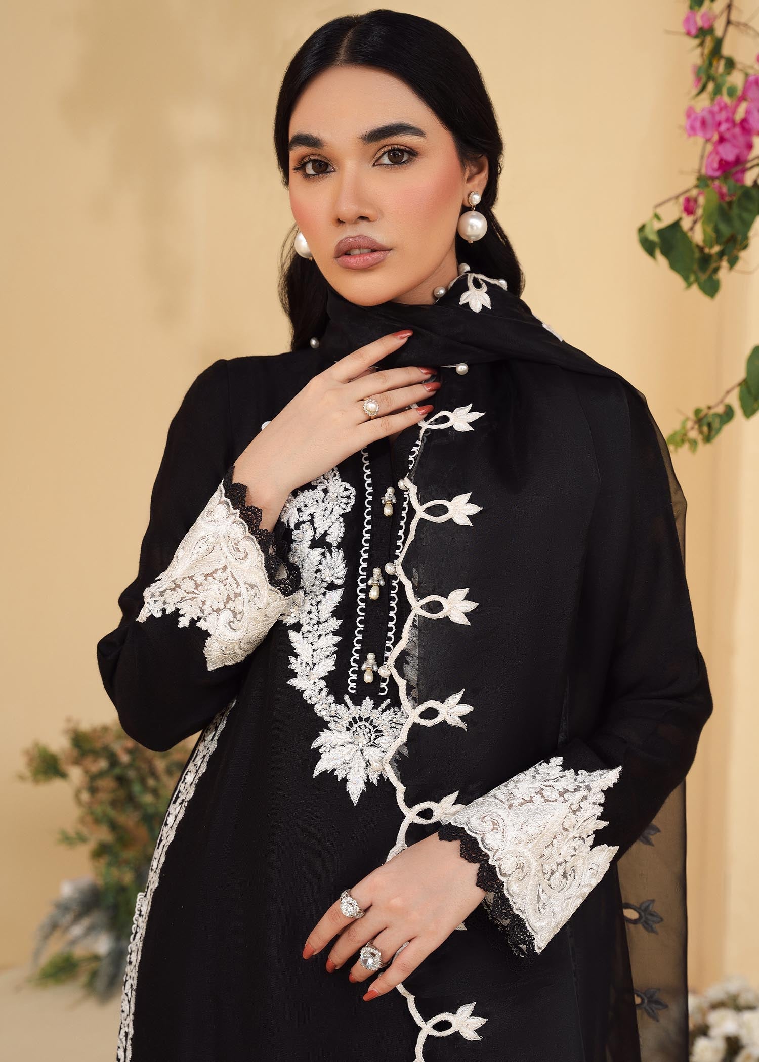 Rang-e-Haya Mansi (Black) Women 3pcs
