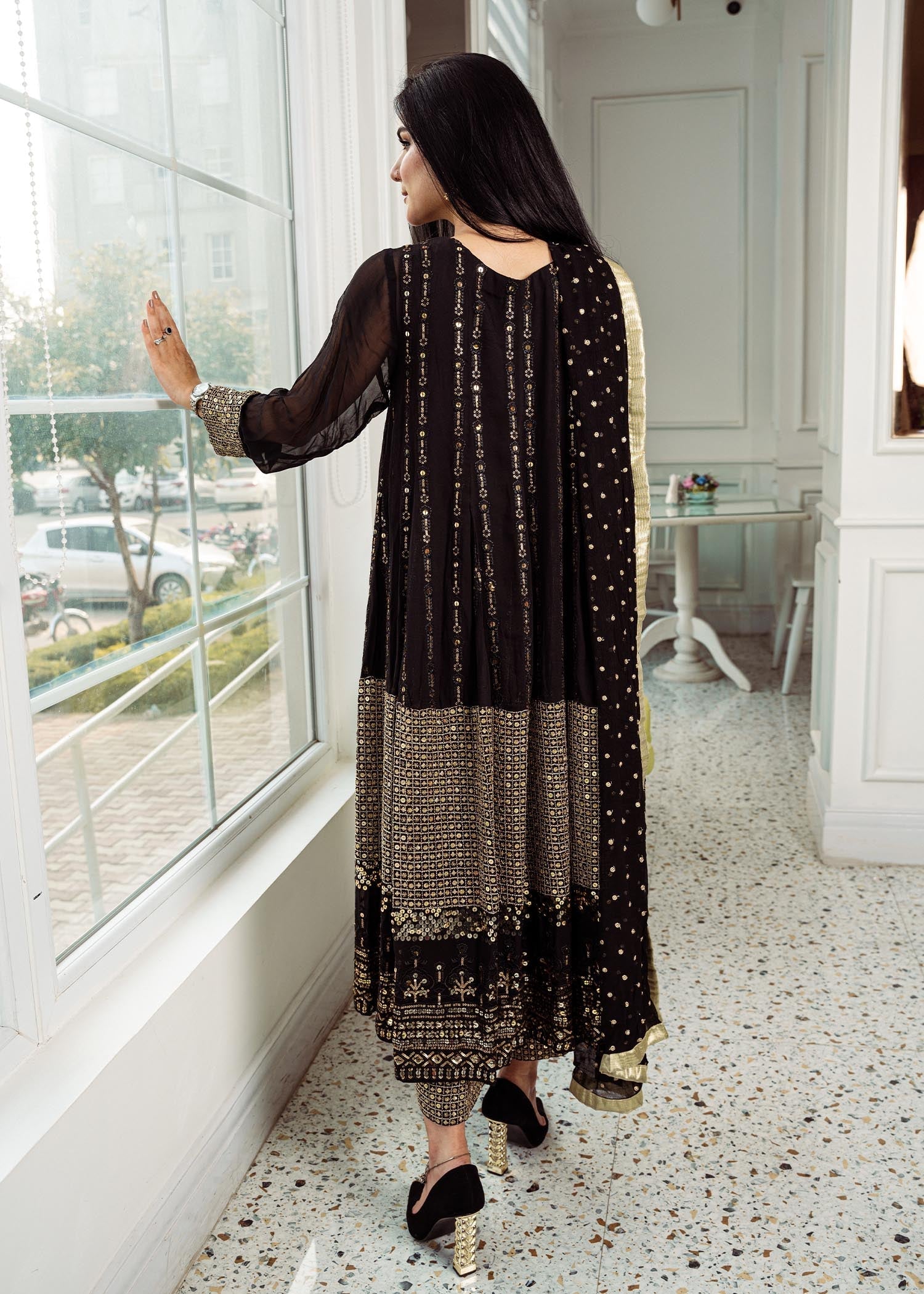 Rang-e-Haya Anchal / Black Women 4pcs