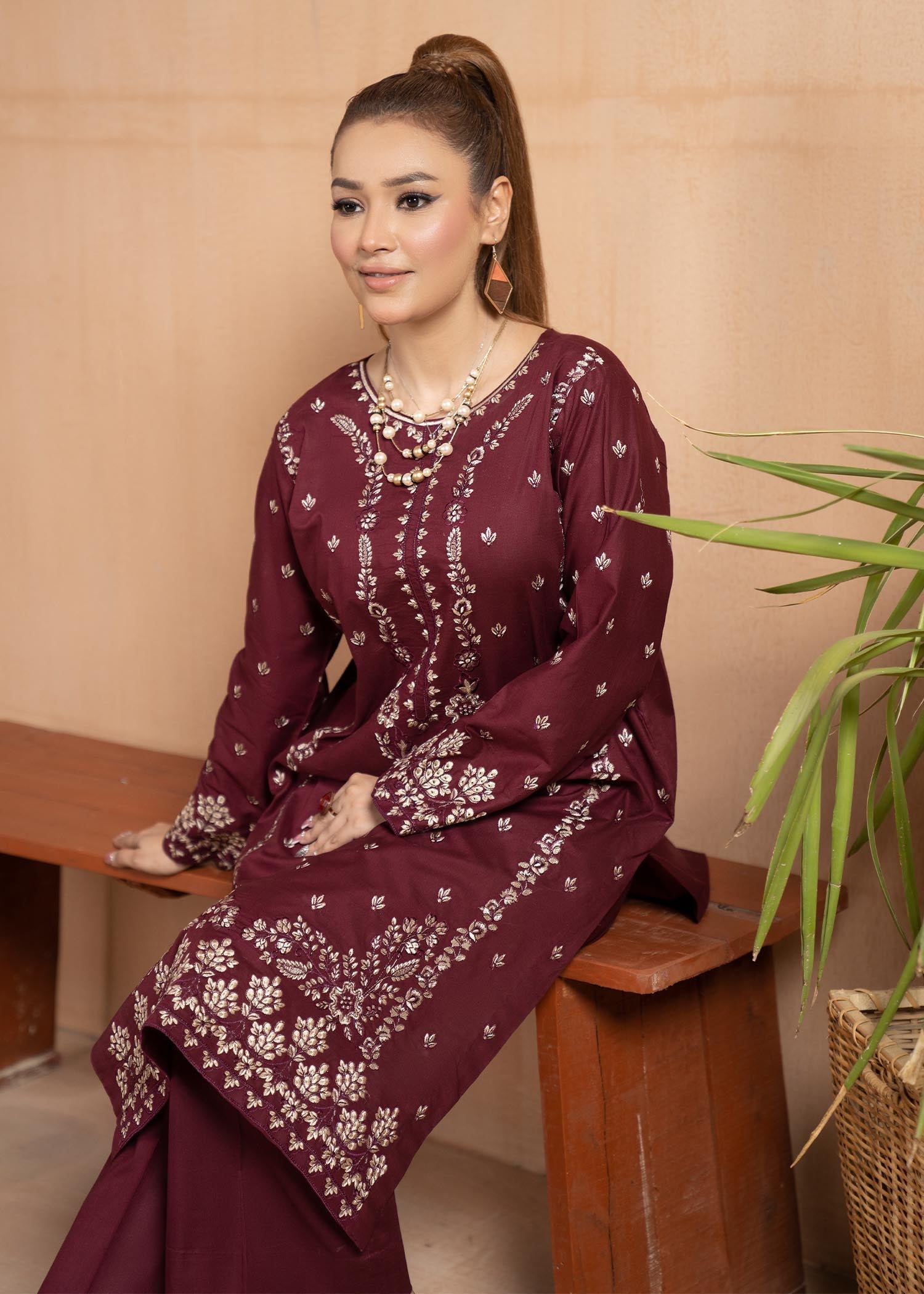 Fajr Khan Haute Couture Imperial Women 2pcs