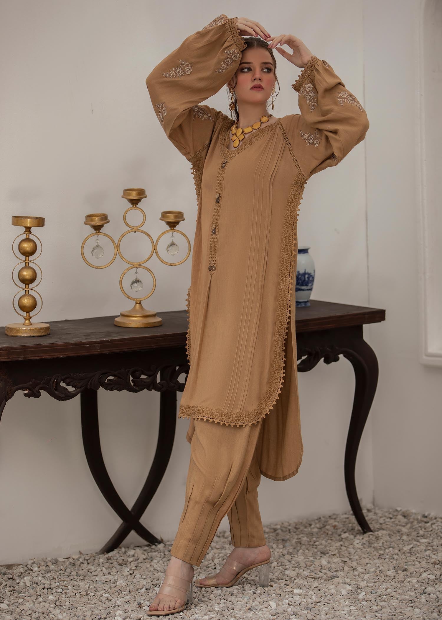 Yusra Ansari yaw 20 Oryn Women 2pcs