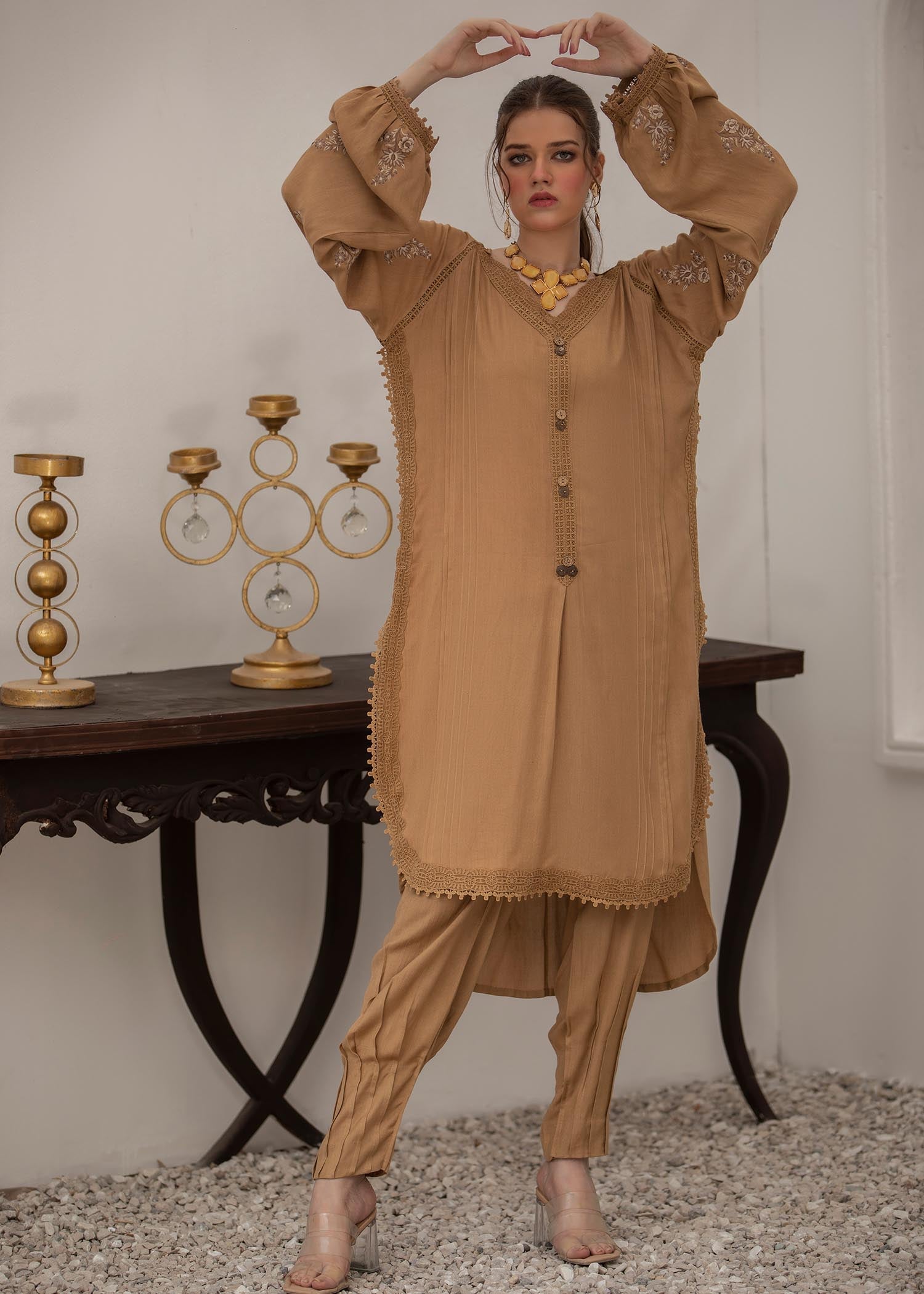 Yusra Ansari yaw 20 Oryn Women 2pcs