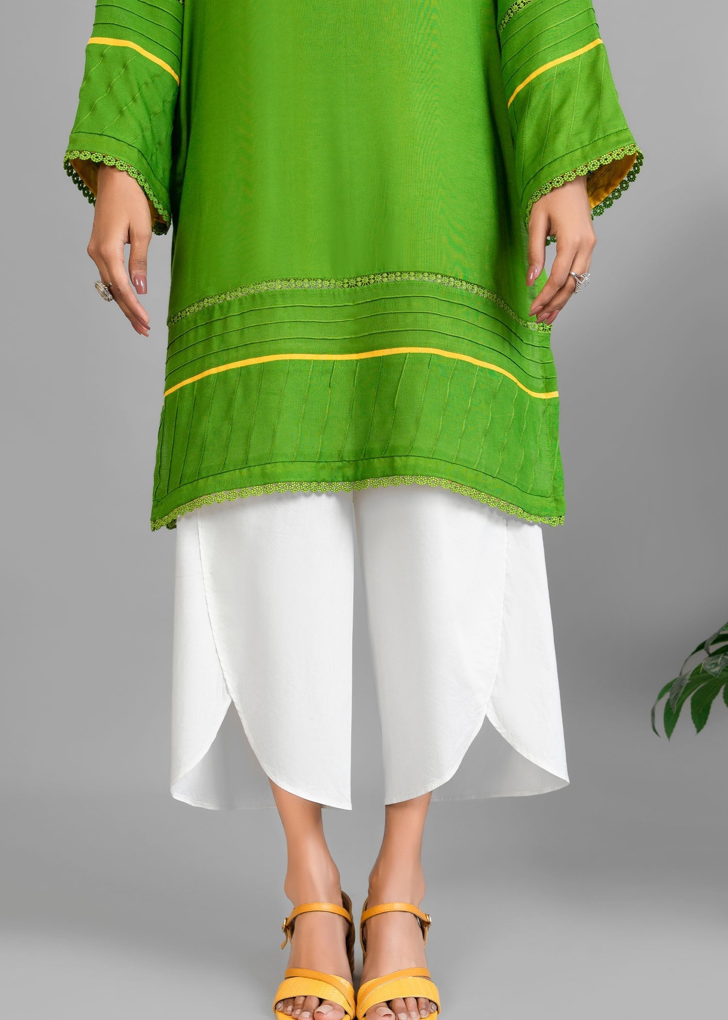 Nuqsh Basil Lime Women 2pcs