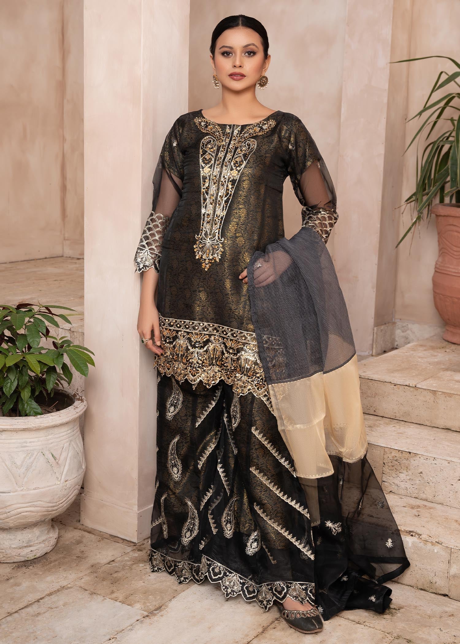 Arosa Black Beauty Women