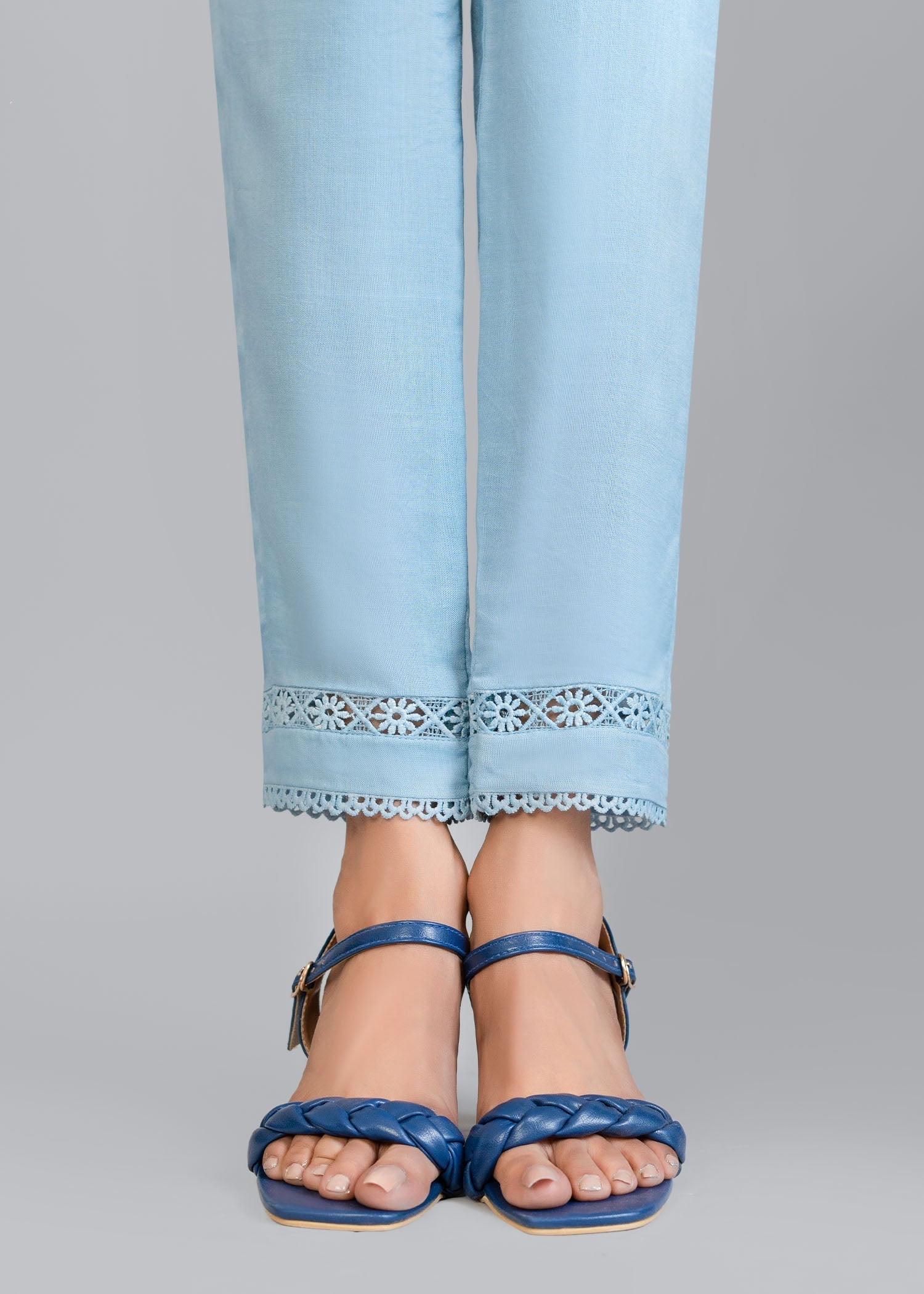 Nuqsh Sky Blue Ombre Women 2pcs