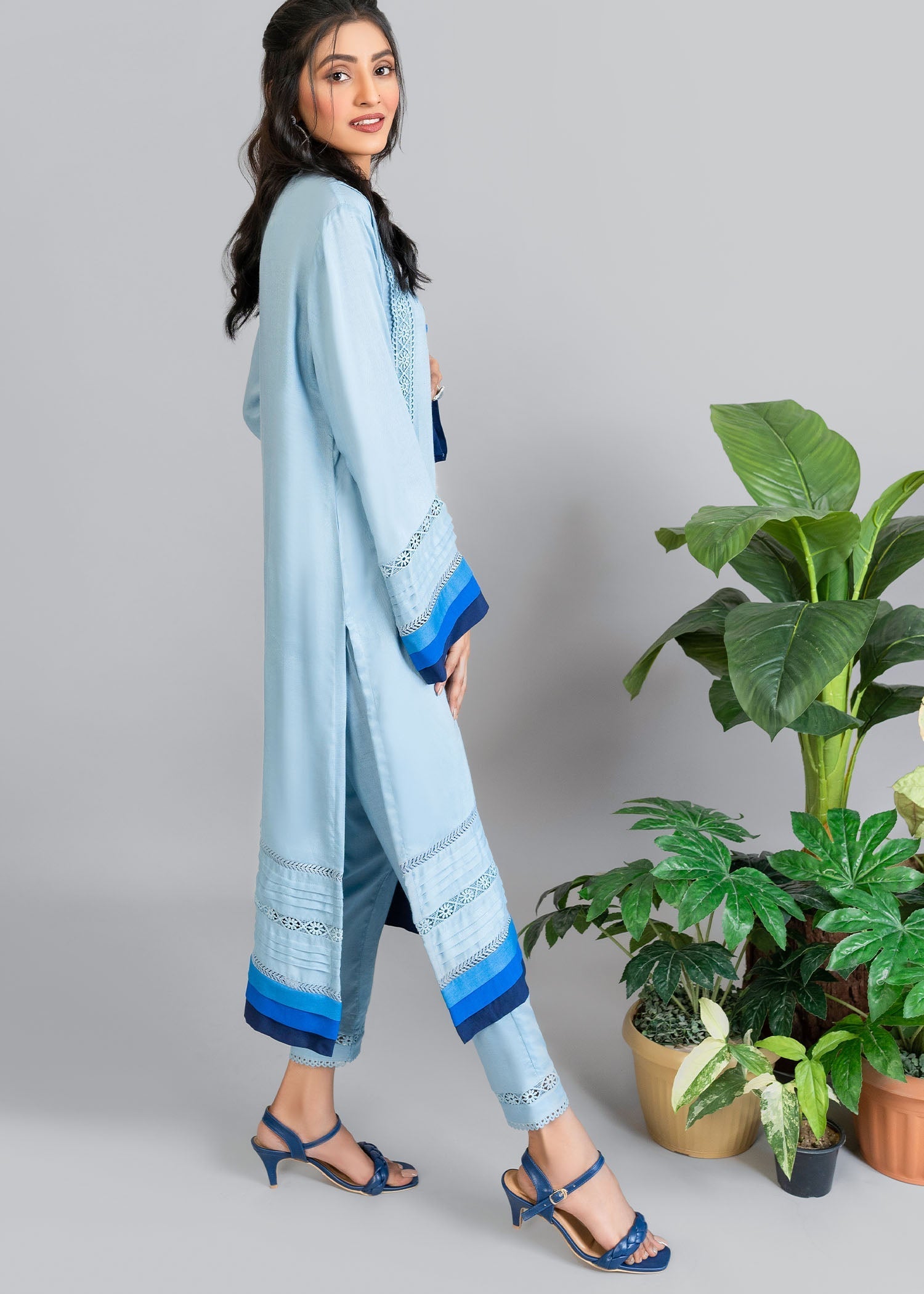 Nuqsh Sky Blue Ombre Women 2pcs