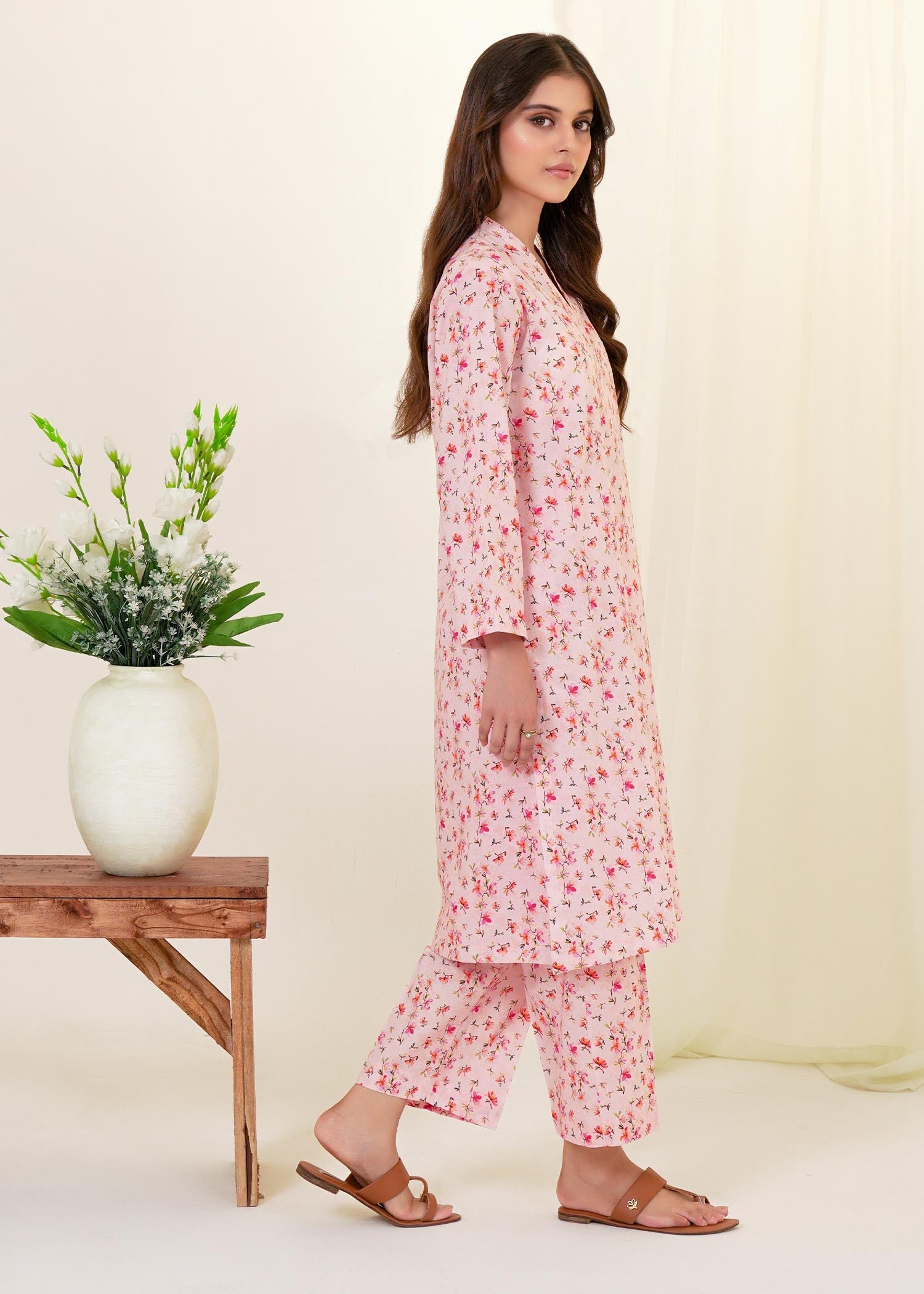 Buzzazi Pink Cambric Printed Suit Women 2pcs